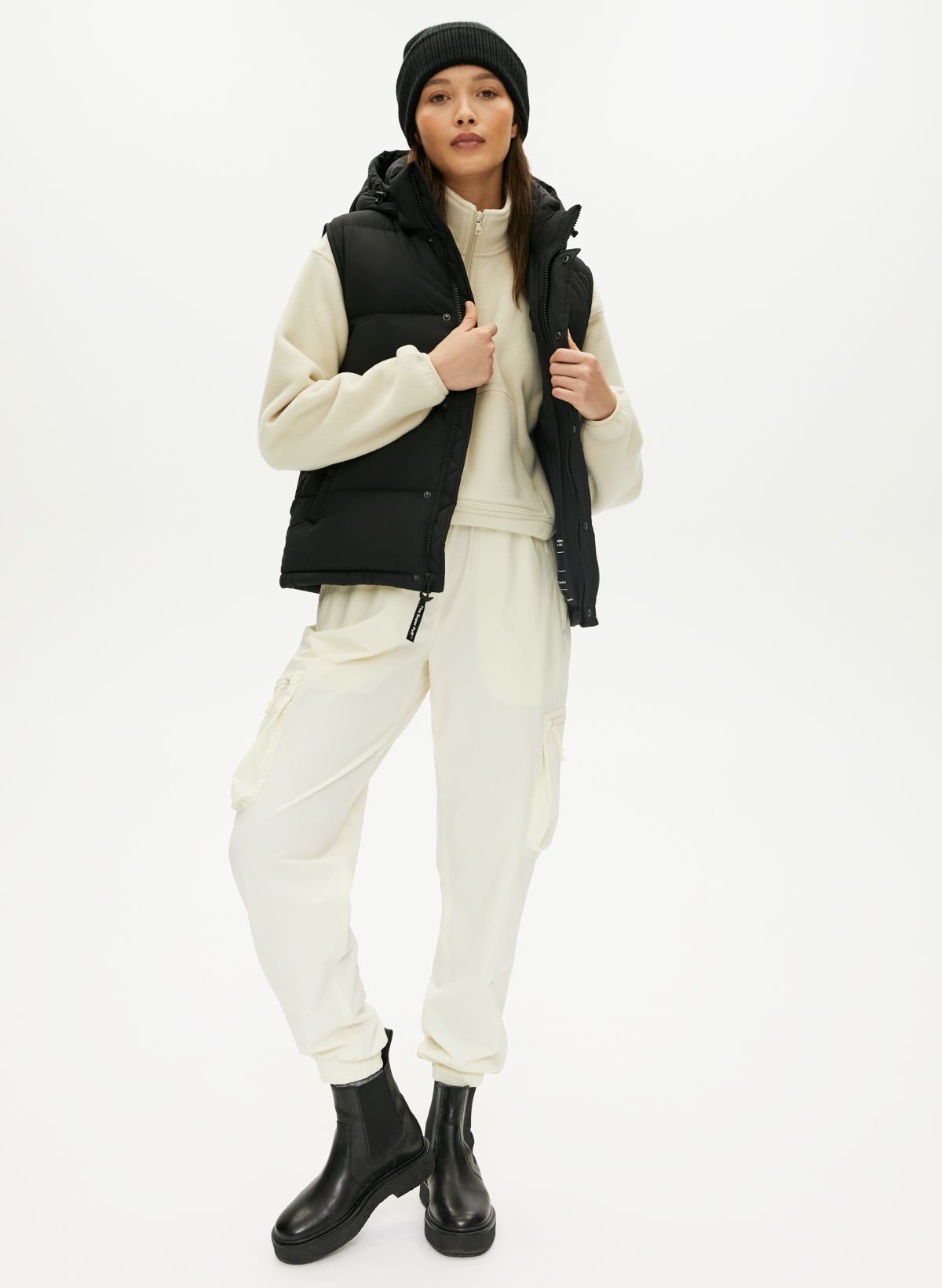 Puffer vest outlet aritzia