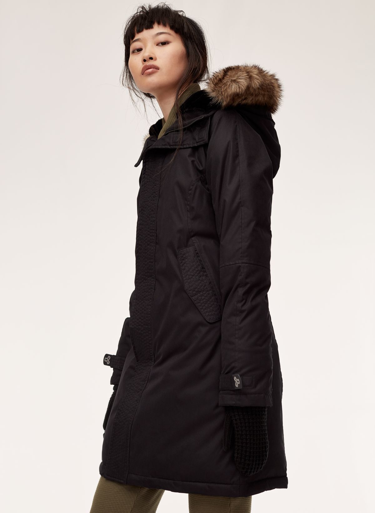 Aritzia store avoriaz parka