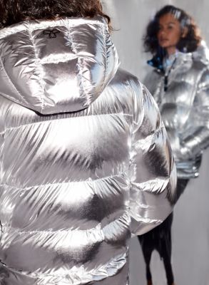 aritzia metallic puffer