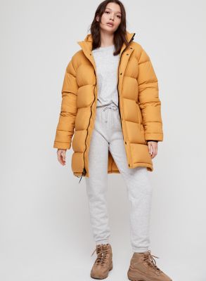 aritzia mid puffer