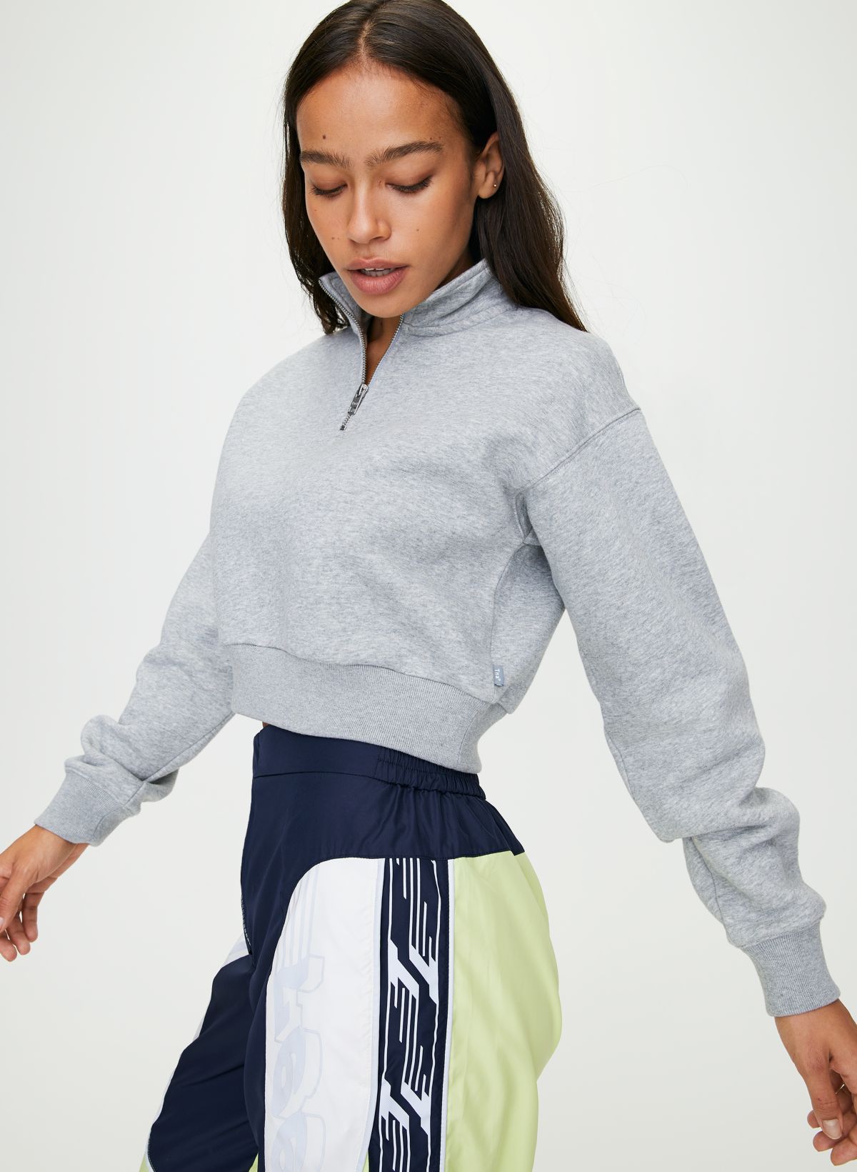 Tna PERFECT 1/4 ZIP SWEATSHIRT | Aritzia US