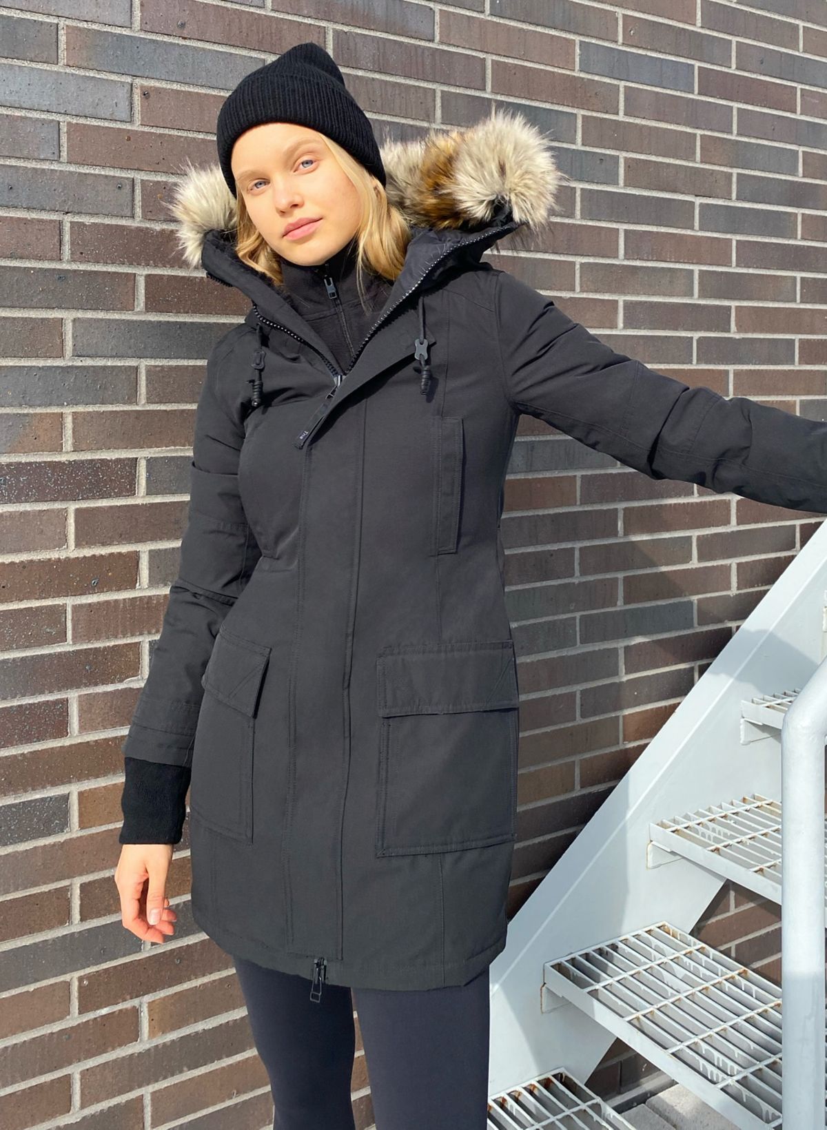 Aritzia on sale summit parka