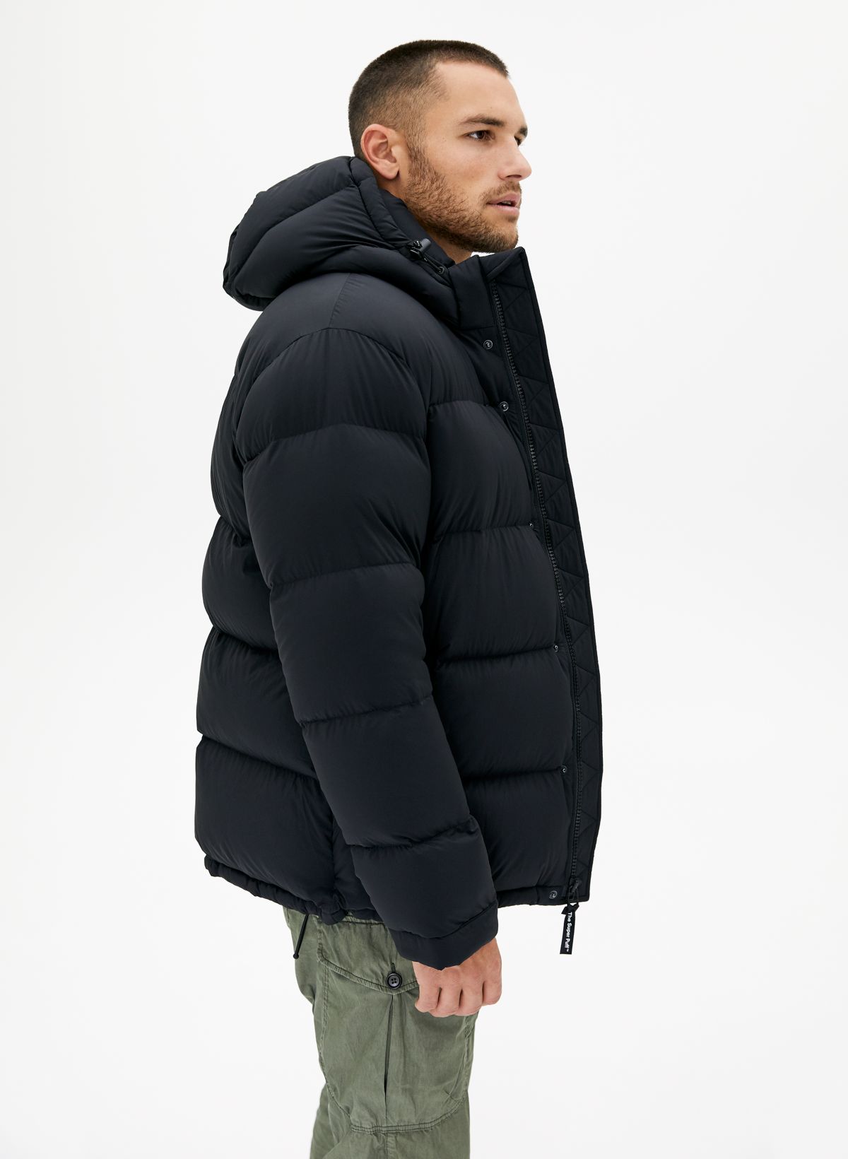 Have anyone owned a Super Puff for Men? I'm planning to get one for my bf  but I wonder is there anything i need to notice before getting one? :  r/Aritzia