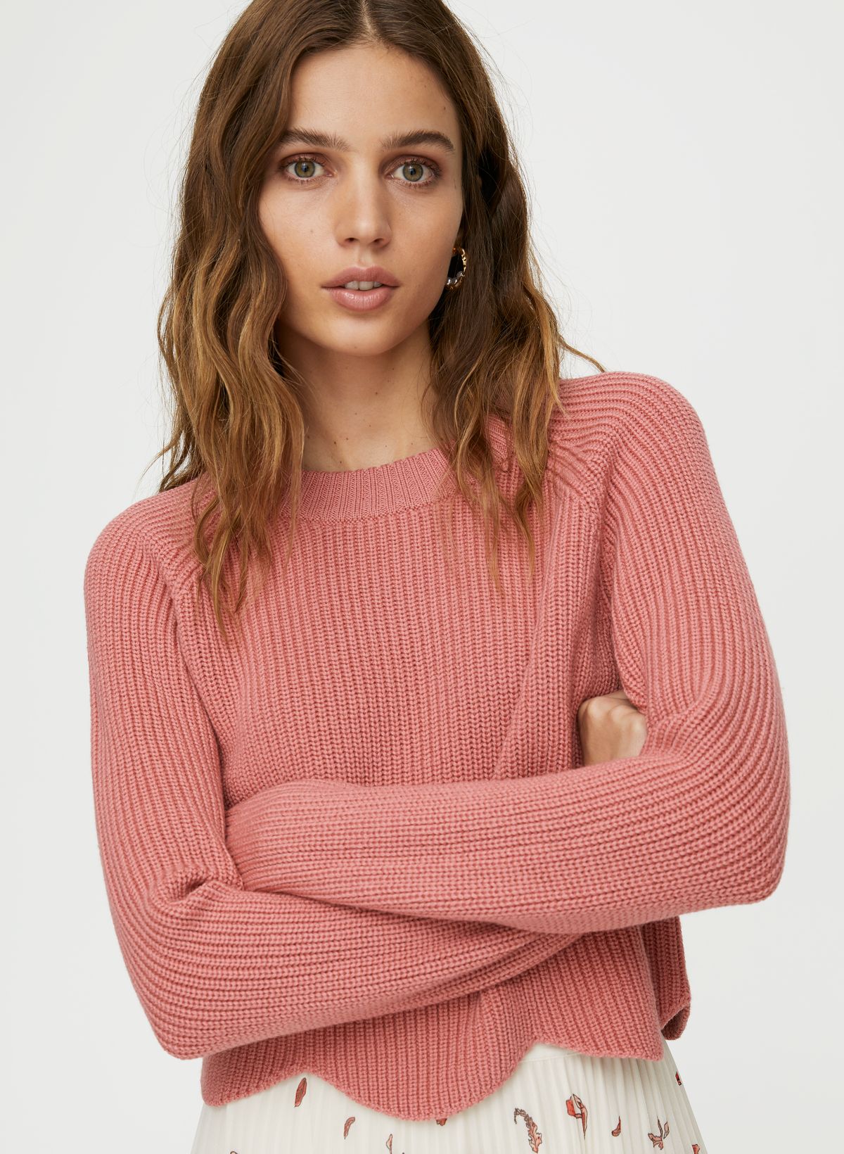 scalloped hem sweater