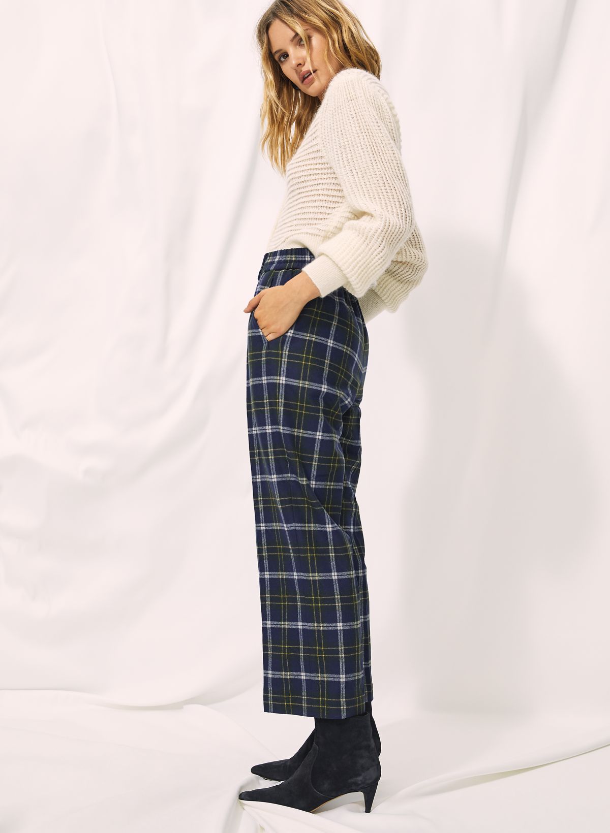 Wilfred EASY PANT | Aritzia CA