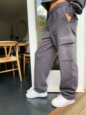 mens cargo fleece sweatpants