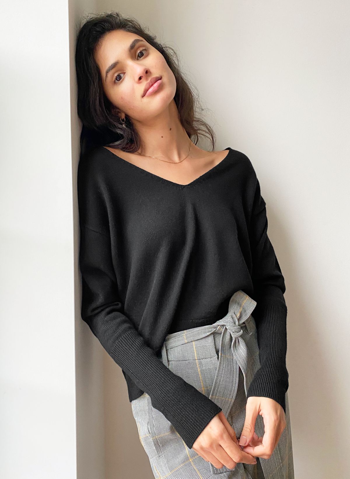 Wilfred CYPRIE V-NECK SWEATER | Aritzia US