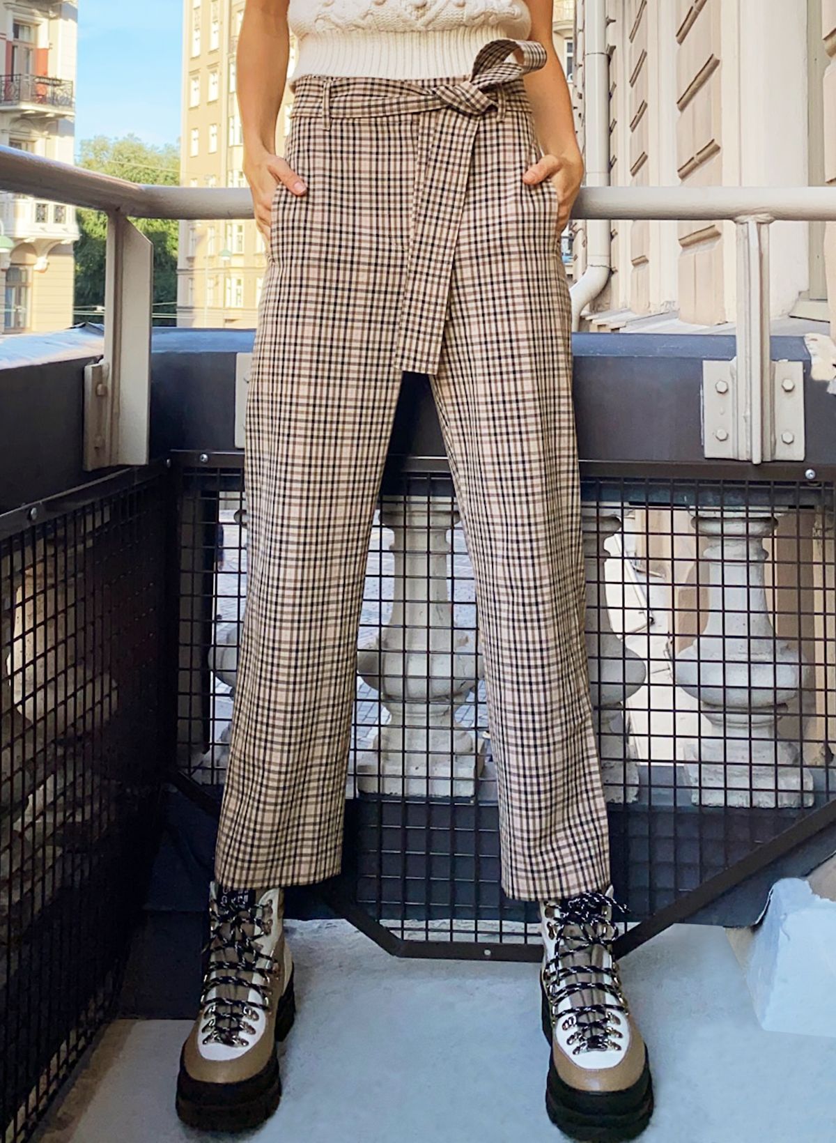 Plaid pants with on sale tie