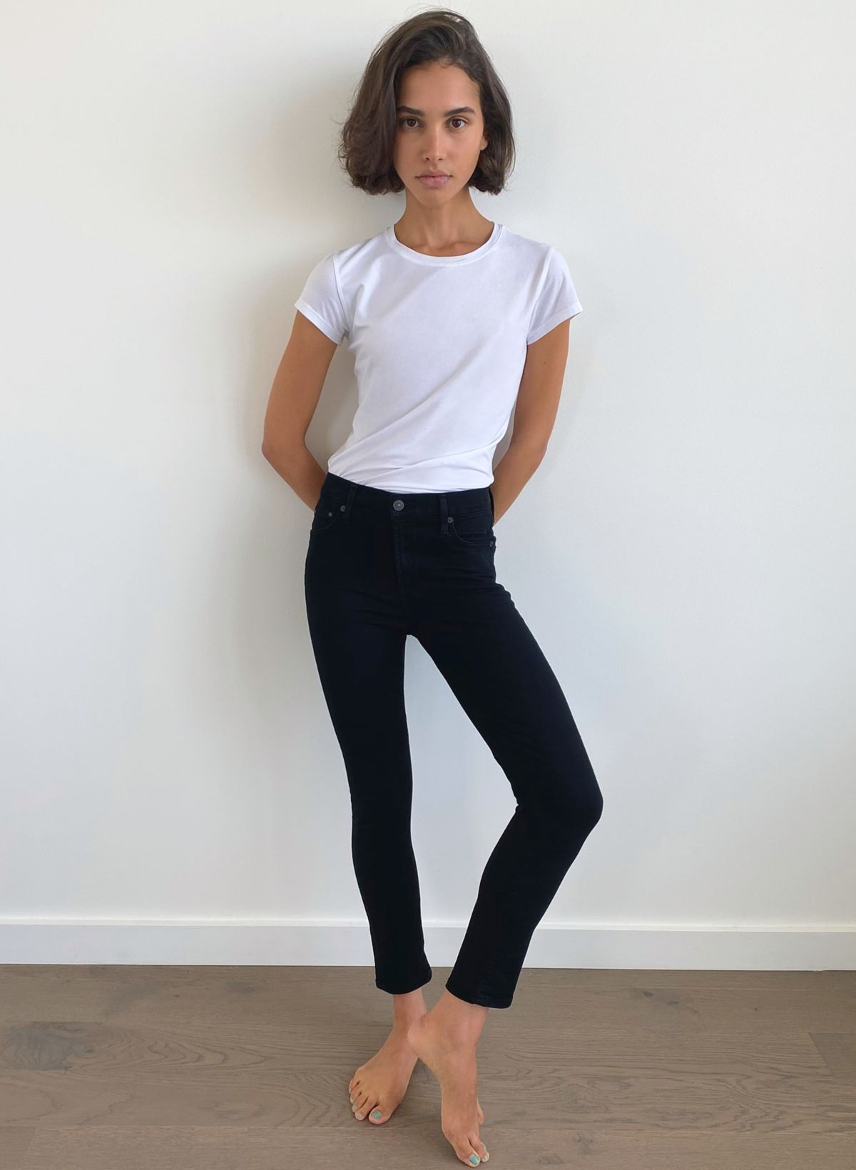 Aritzia sales rocket crop