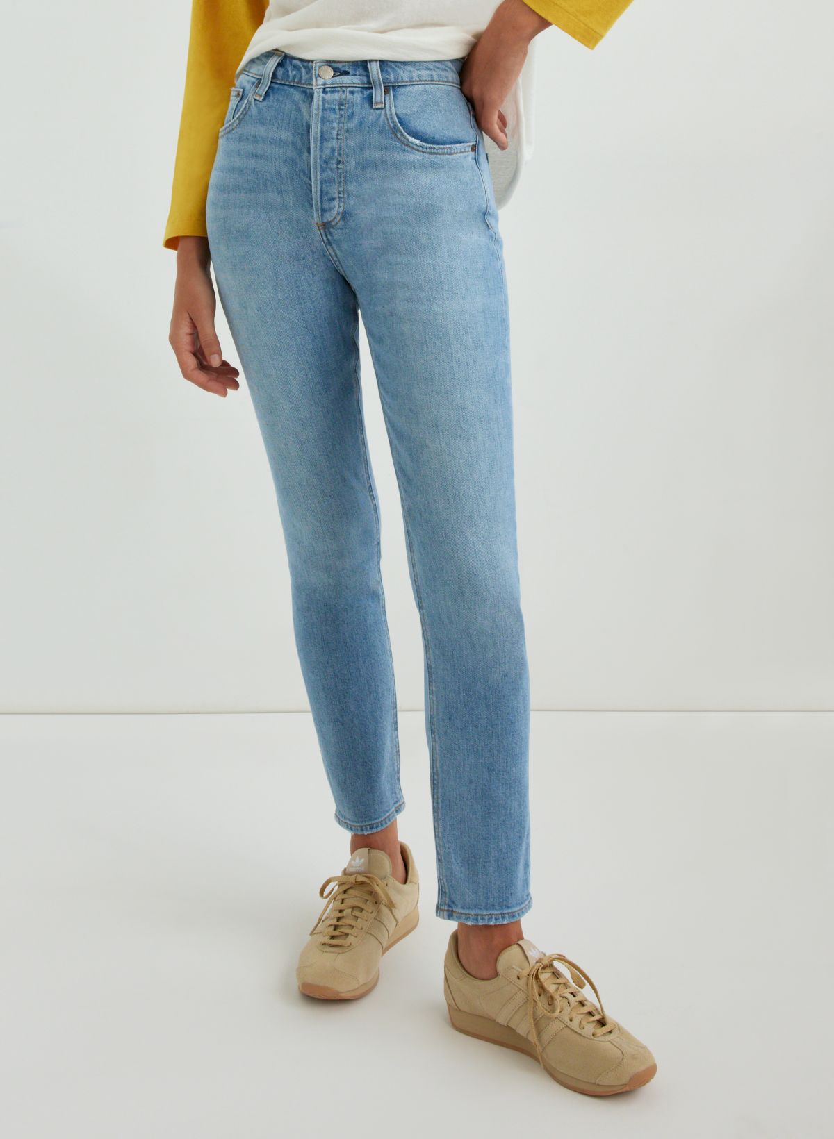 Denim Forum THE YOKO HIGH RISE SLIM | Aritzia CA