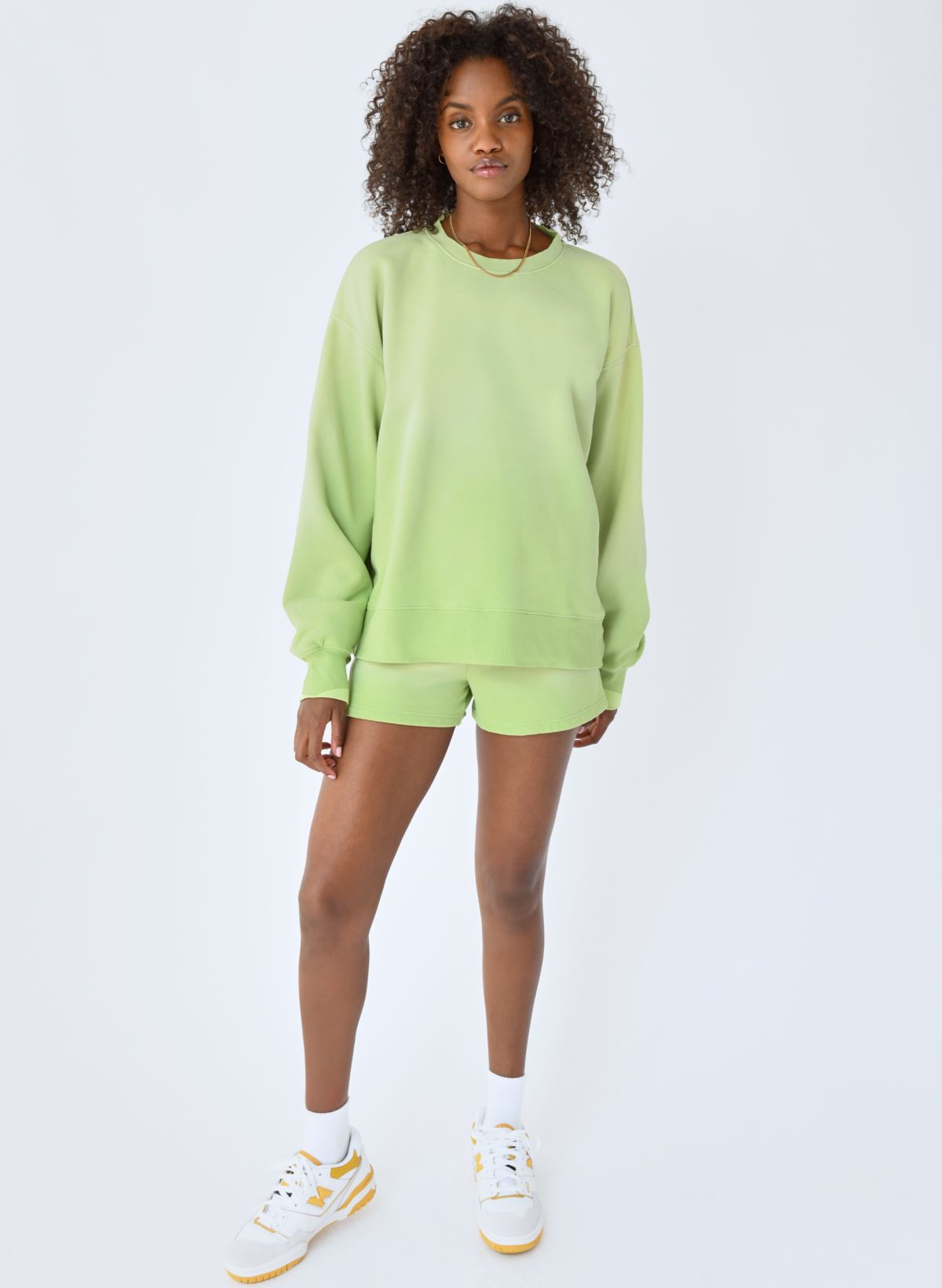 Tna COZY FLEECE BOYFRIEND CREW SWEATSHIRT | Aritzia US