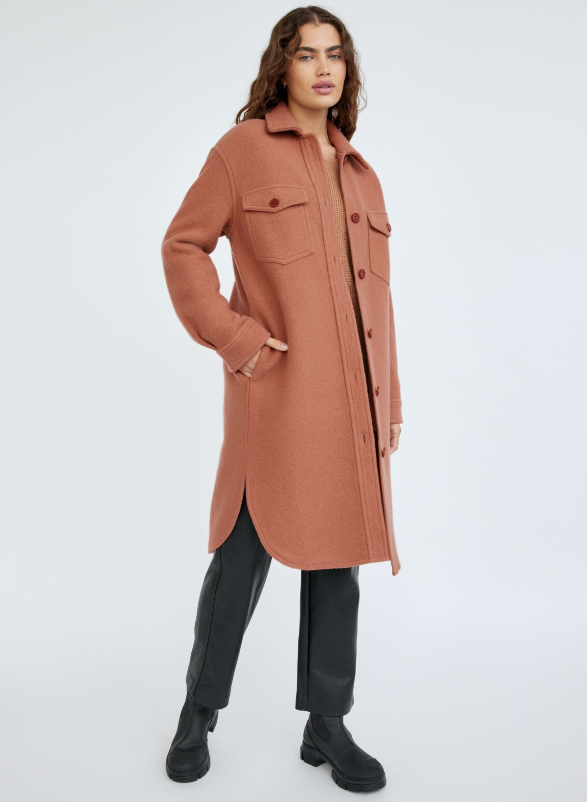 Aritzia on sale shearling jacket