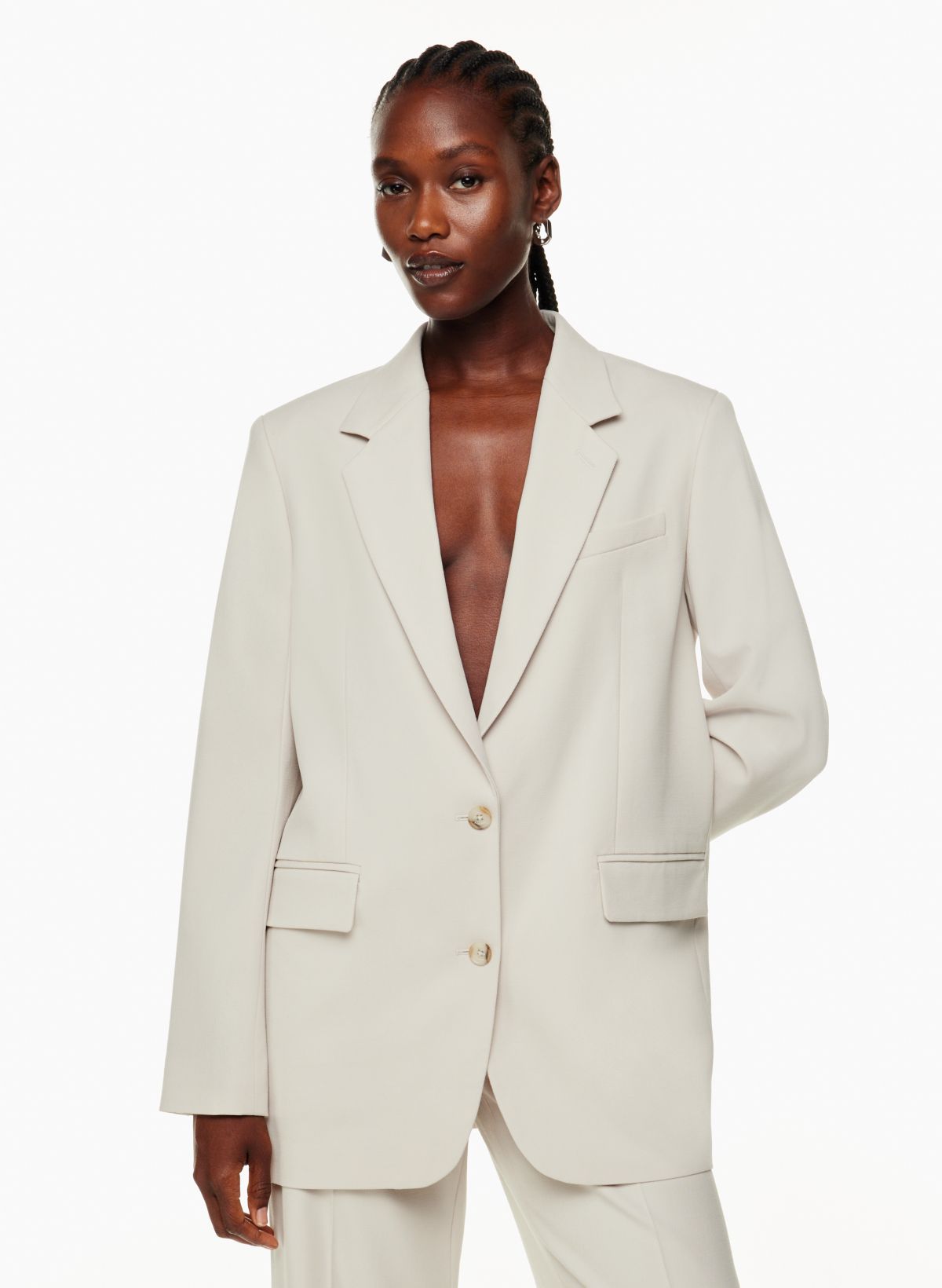 Has anyone had success finding a bra to wear under this iconic Zara  bodysuit? I have it in black and white. I wanted to wear it with a blazer  to work but