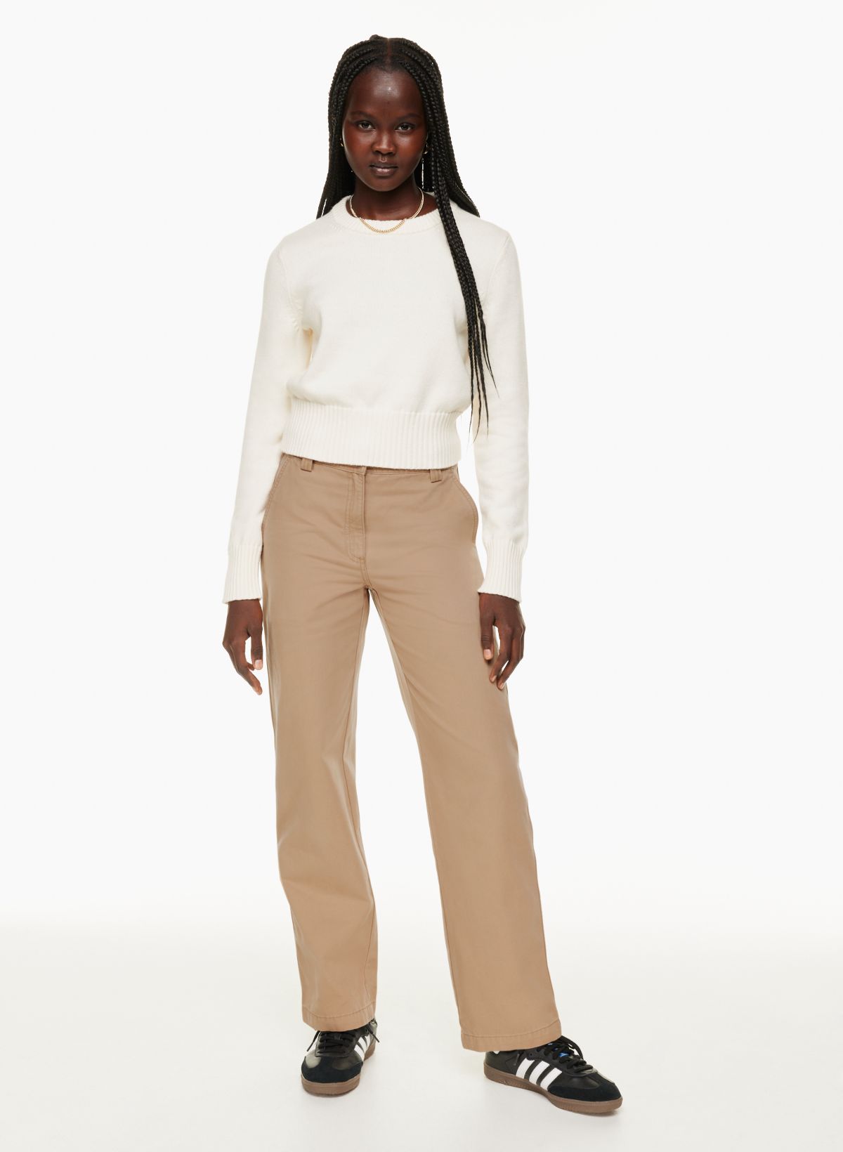 https://aritzia.scene7.com/is/image/Aritzia/f22_02_a06_109542_15033_on_a?wid=1200