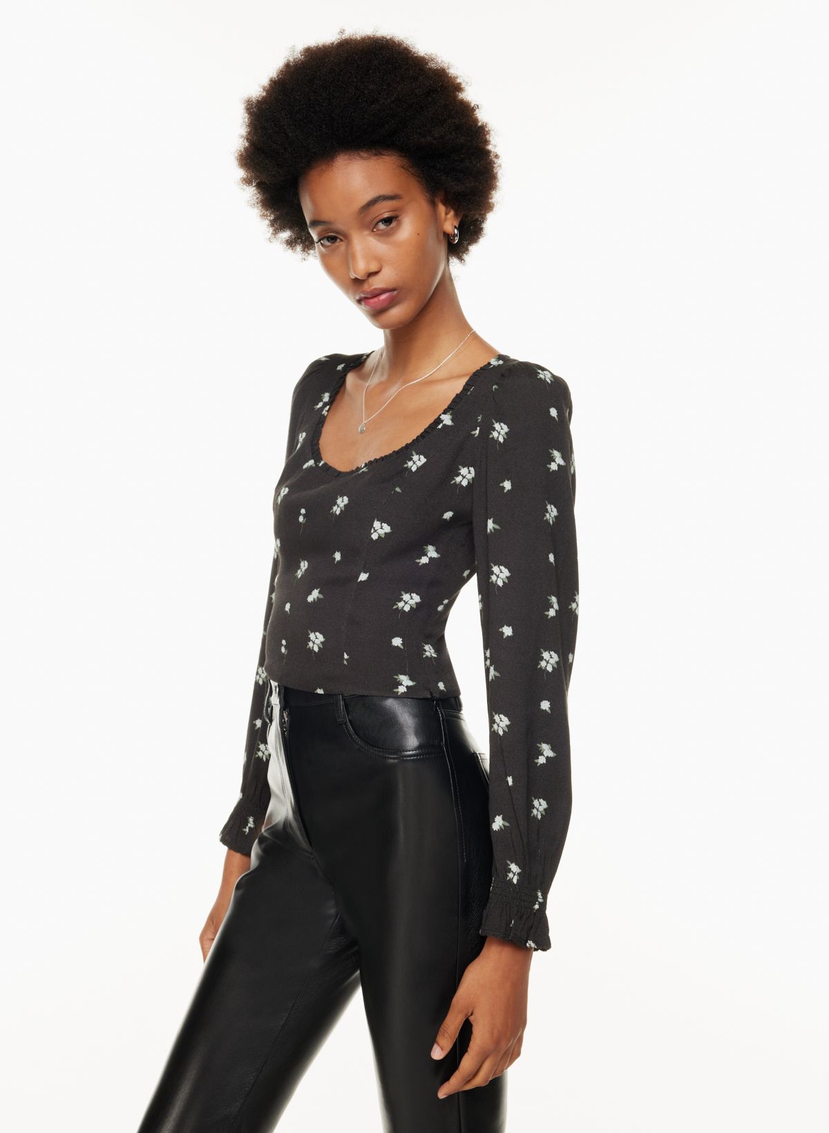 Aritzia blouses store