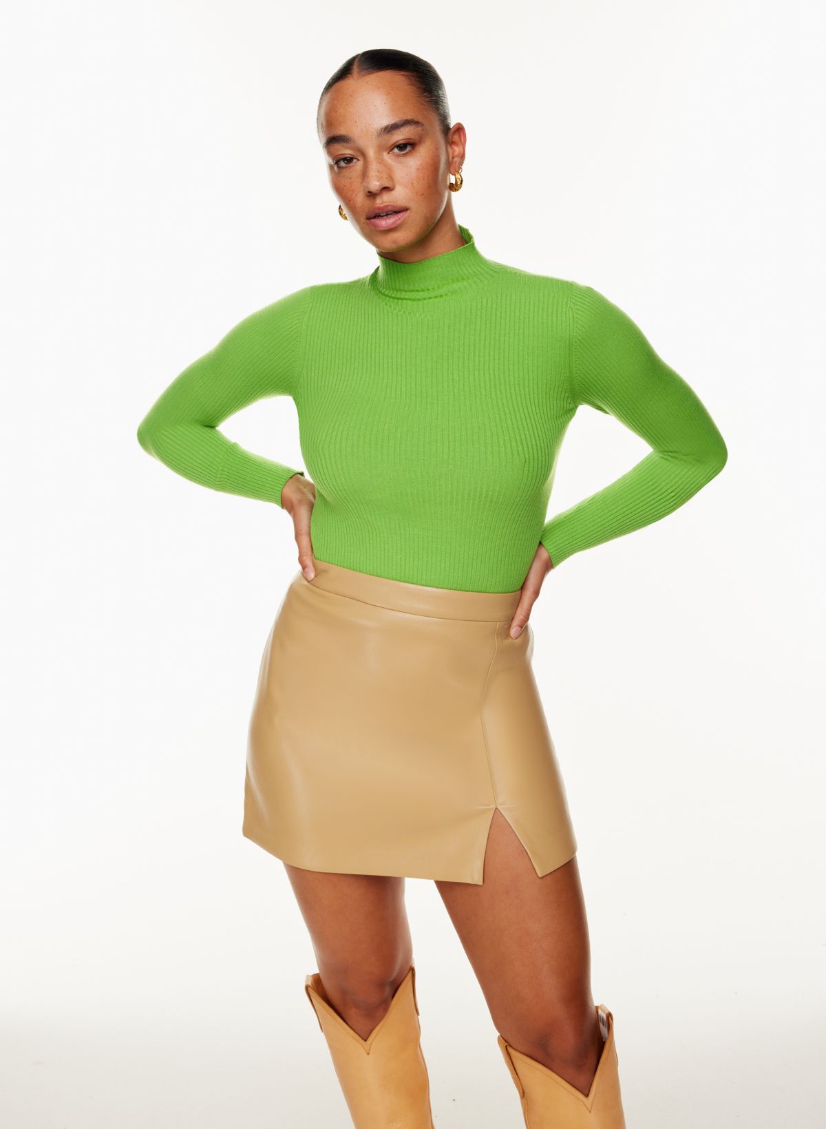 Aritzia turtleneck 2024