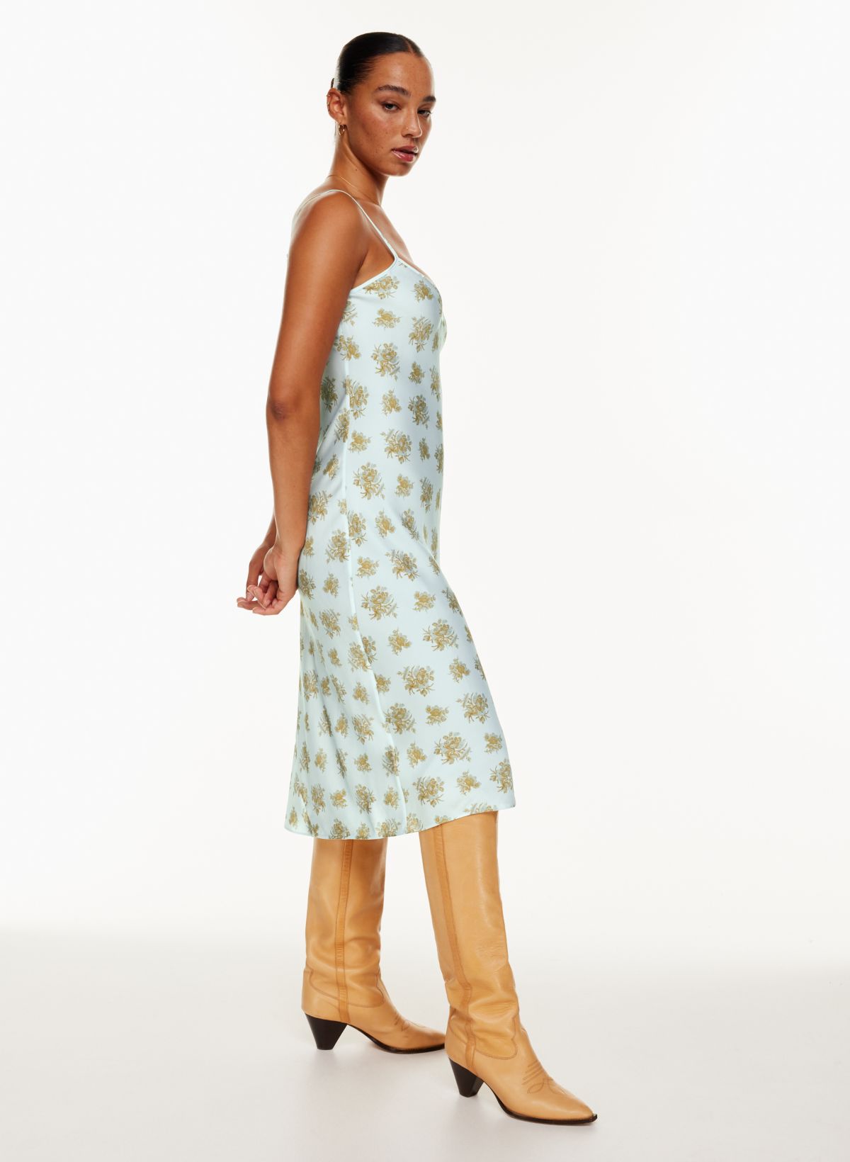 Fitpic Friday! Wilfred Only Ruched Dress in Honeydew Glow/Marsh