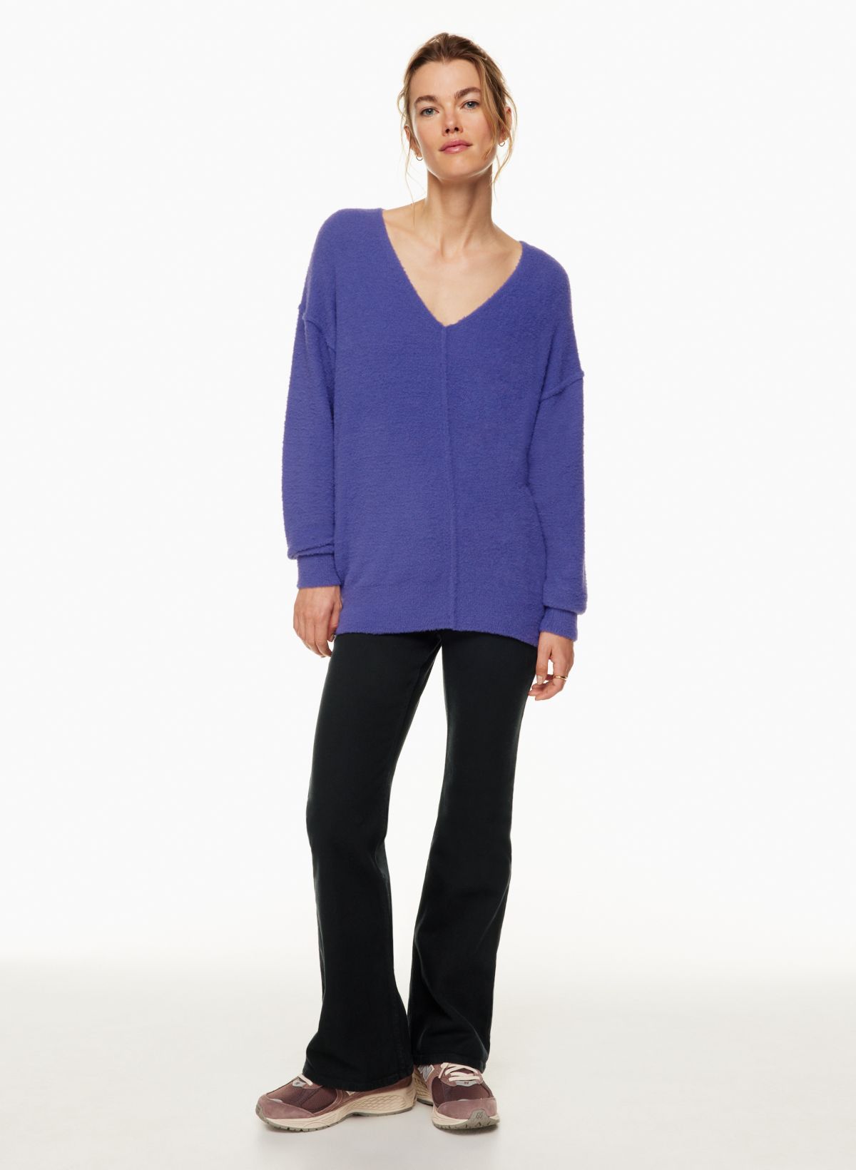 Wilfred Free HUSH KNIT V-NECK SWEATER | Aritzia CA