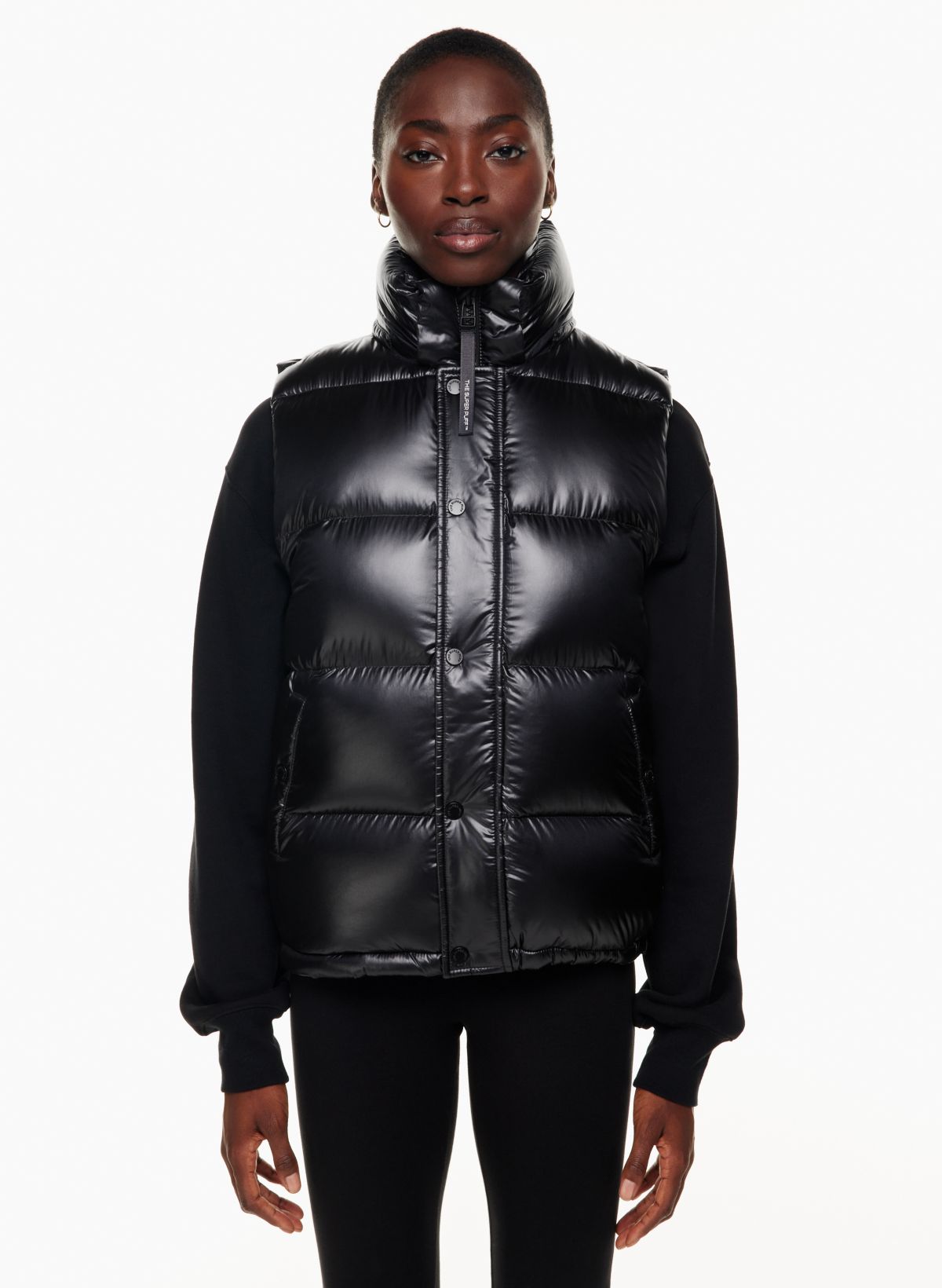 A Christmas miracle: I found super puff vest in black XXS for $50 off :  r/Aritzia