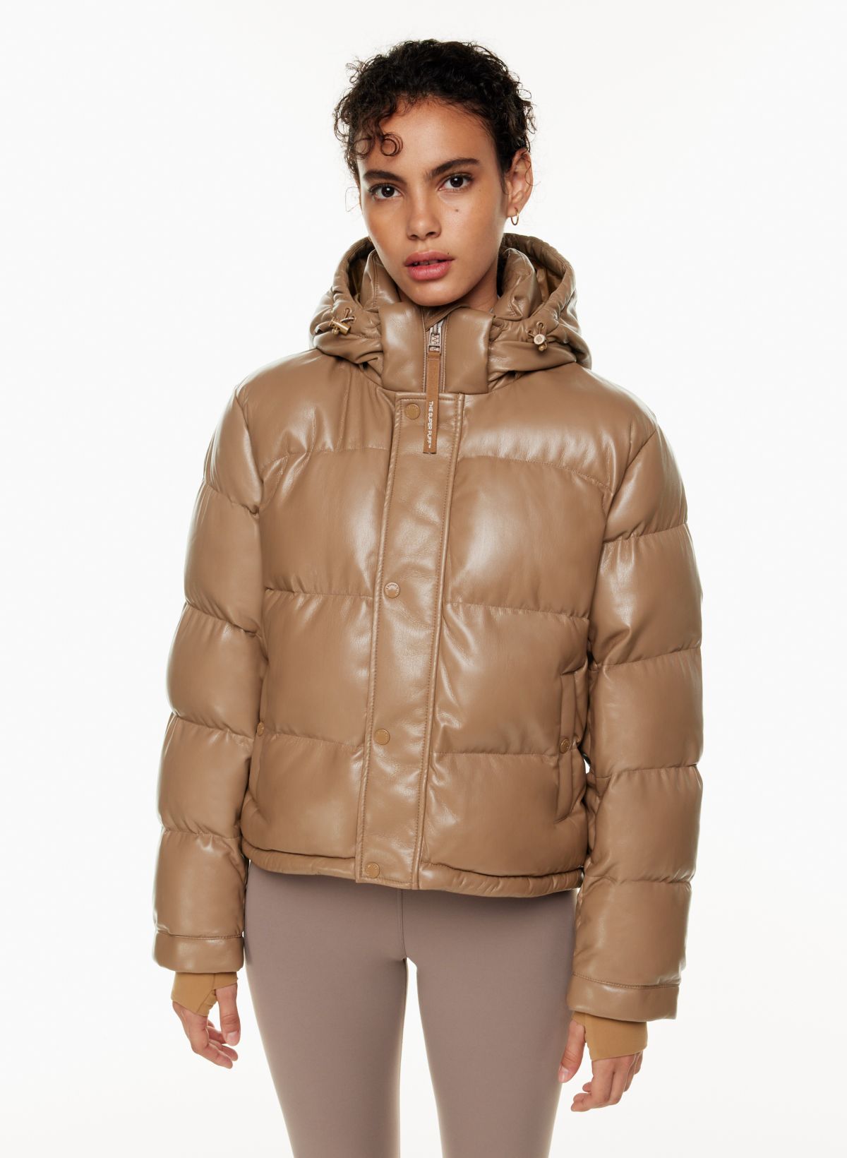 Aritzia sales short puffer