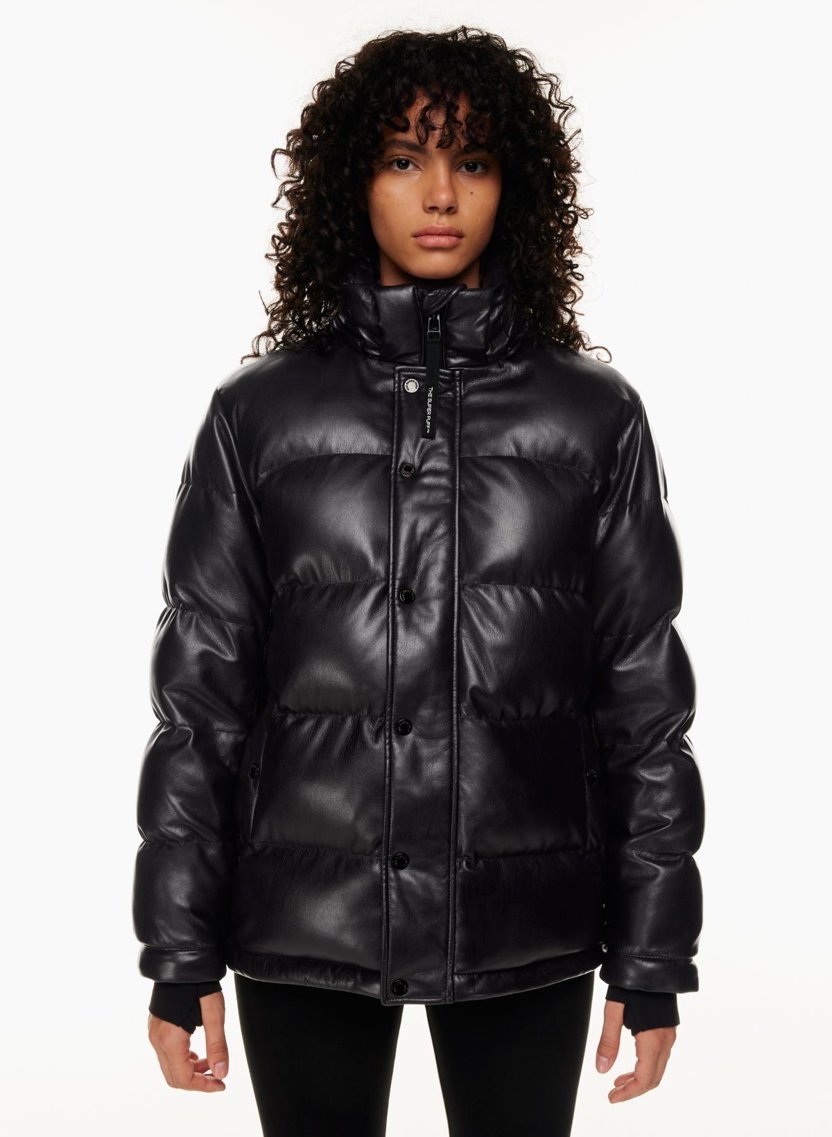 Aritzia hot sale vegan puffer