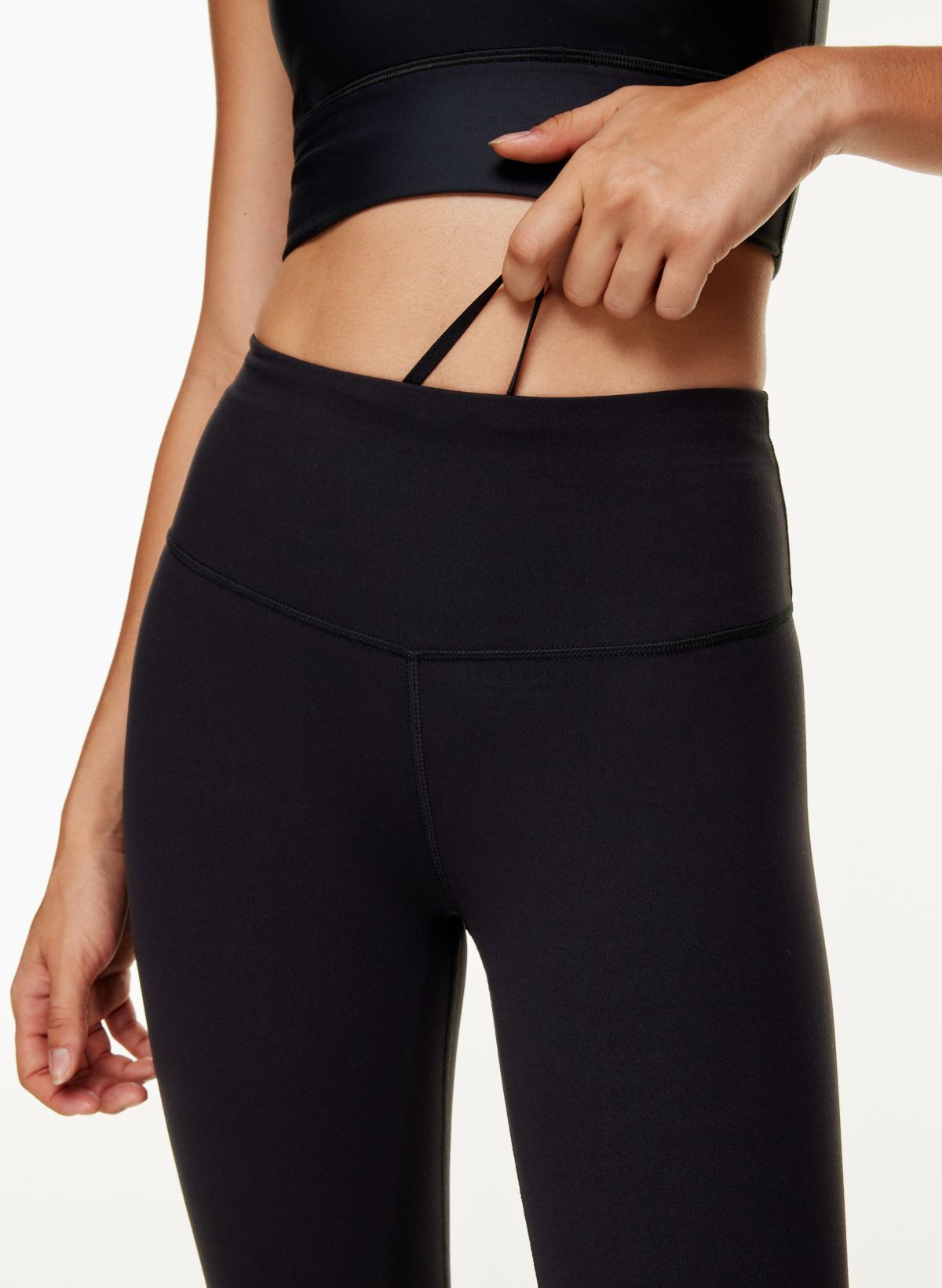 TnAction TNALIFE™ TRACE HI-RISE LEGGING