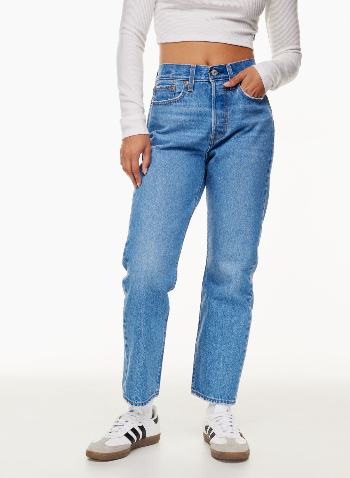 Levi's deals x aritzia