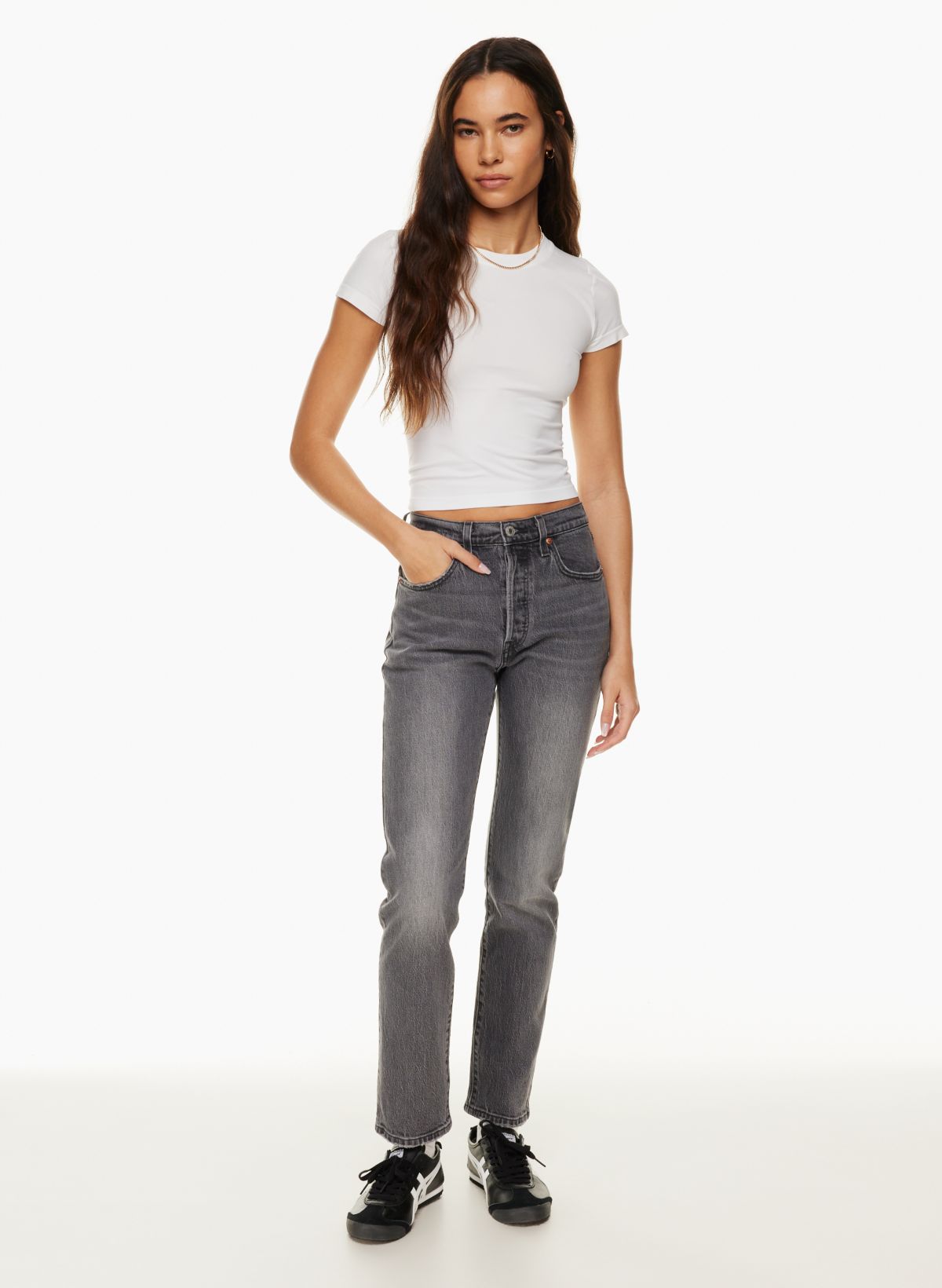 Aritzia store levis 501