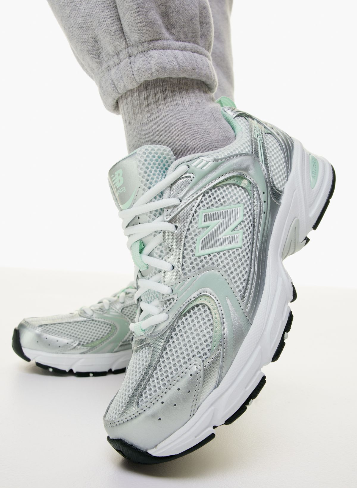 Post impresionismo cubrir Centrar New Balance 530 | Aritzia CA