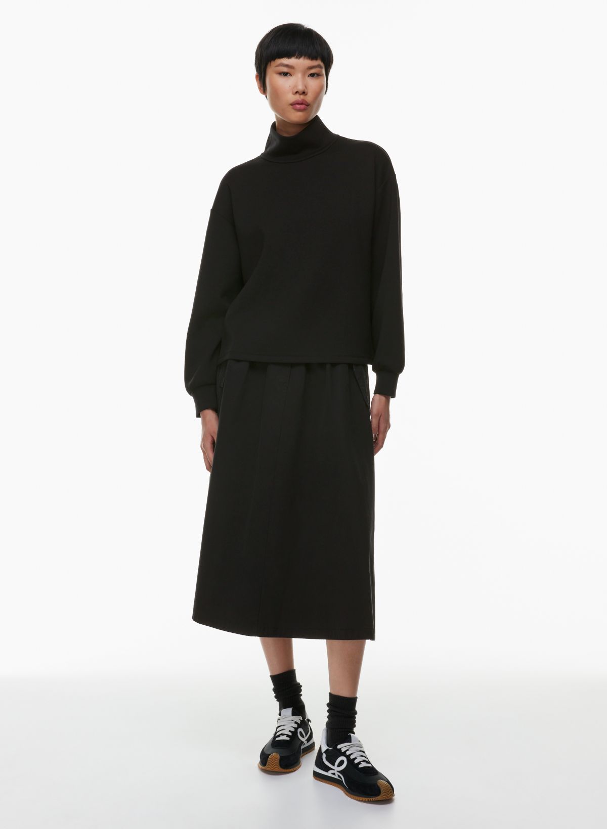 Aritzia hotsell black turtleneck