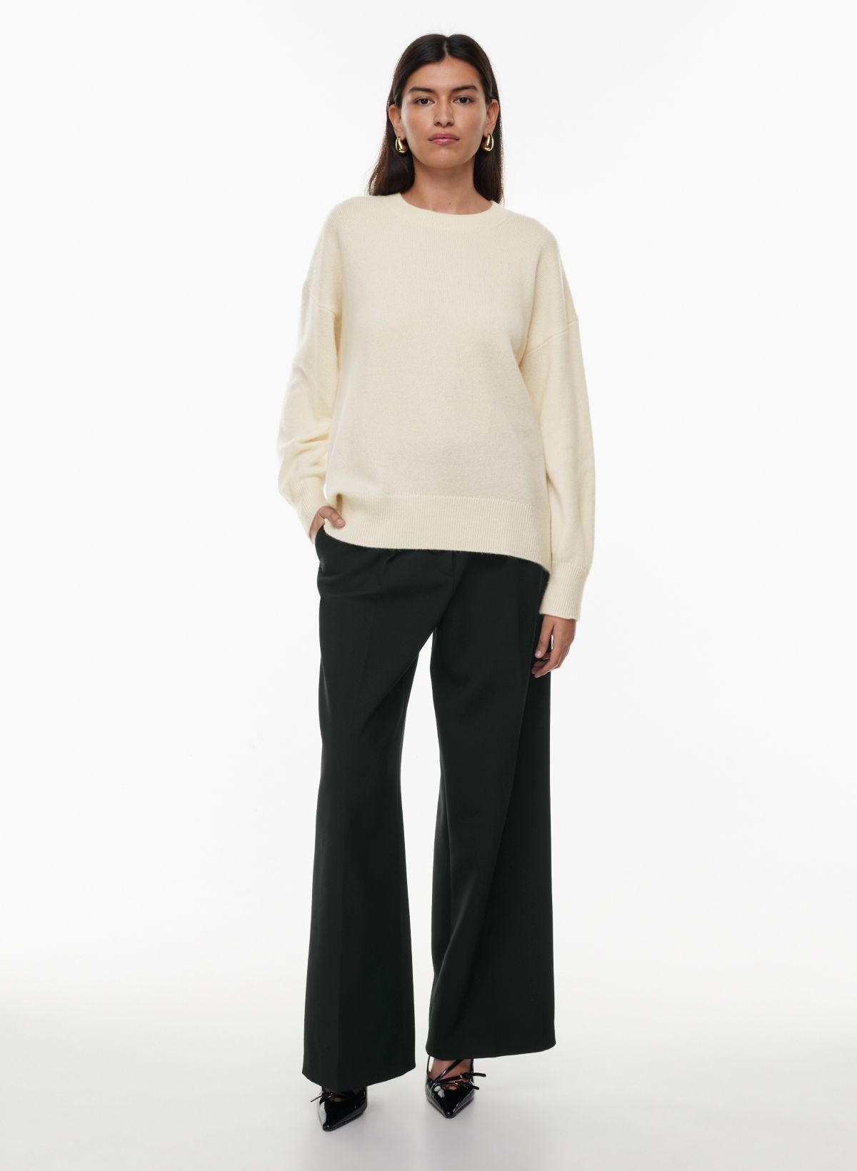 Round Neck Cashmere Sweater – Di Valdi