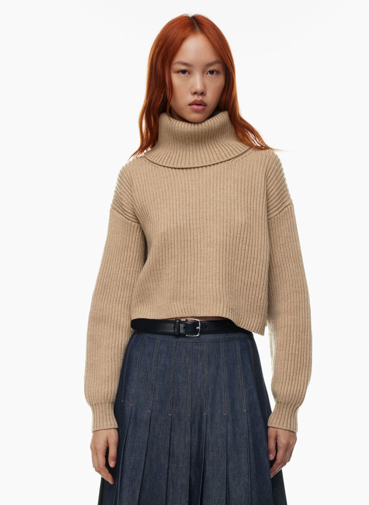 Cross Neck Sculpt Knit finally arrived !! : r/Aritzia