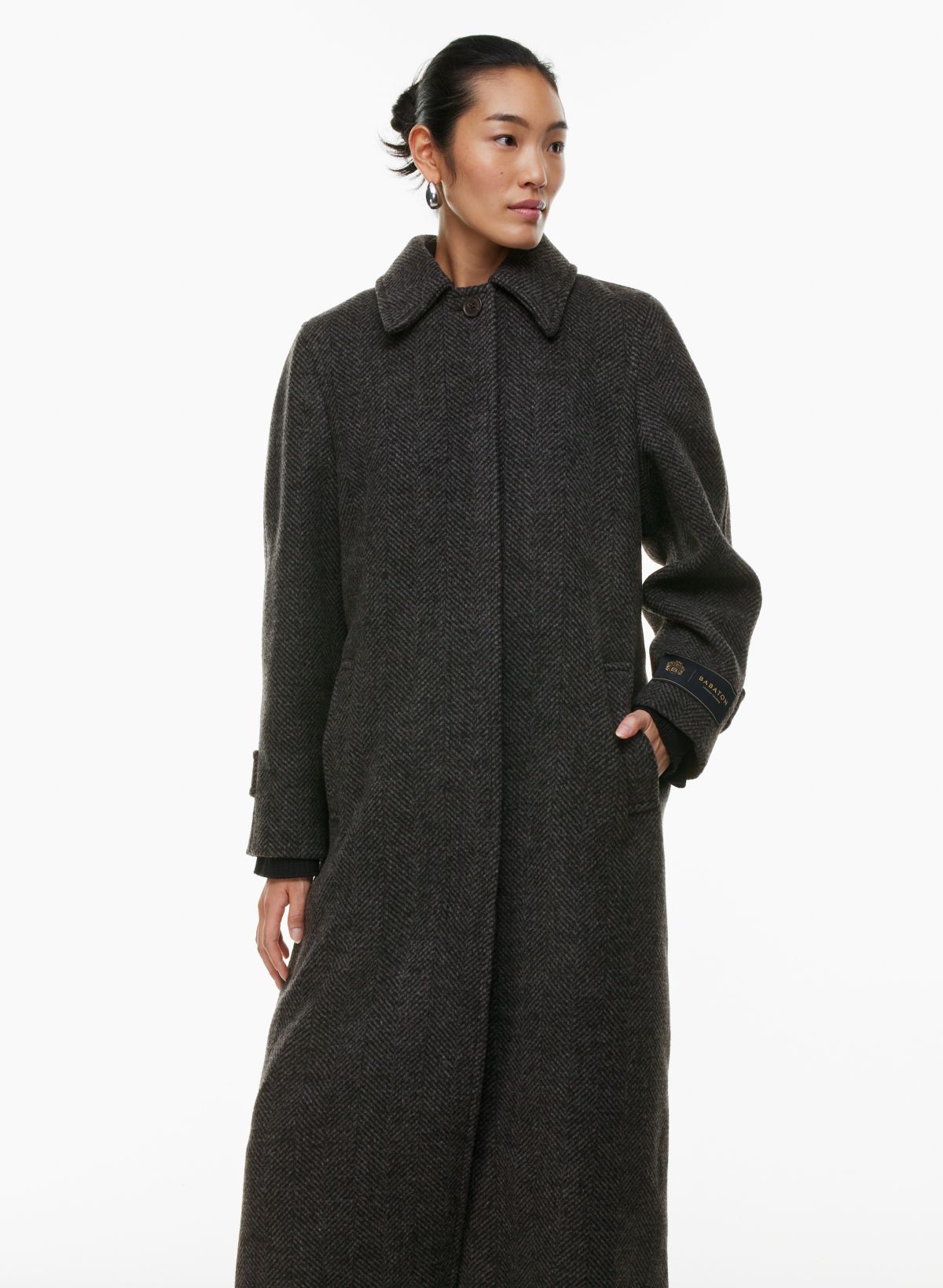 Babaton hot sale coat aritzia