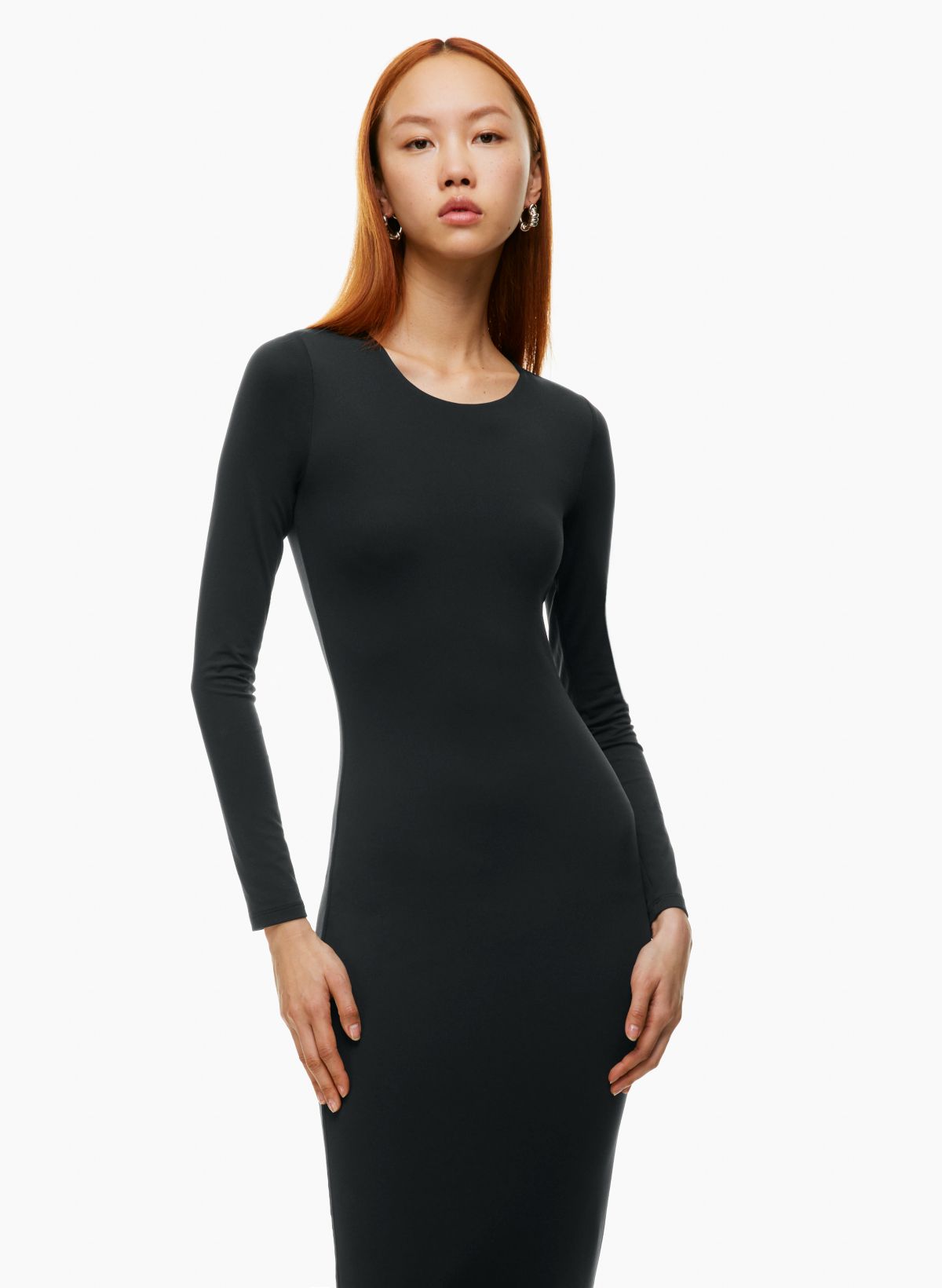 Women's Mini Dress - Bodycon Fit Tube / Scoop Neckline / Short Sleeves /  Black