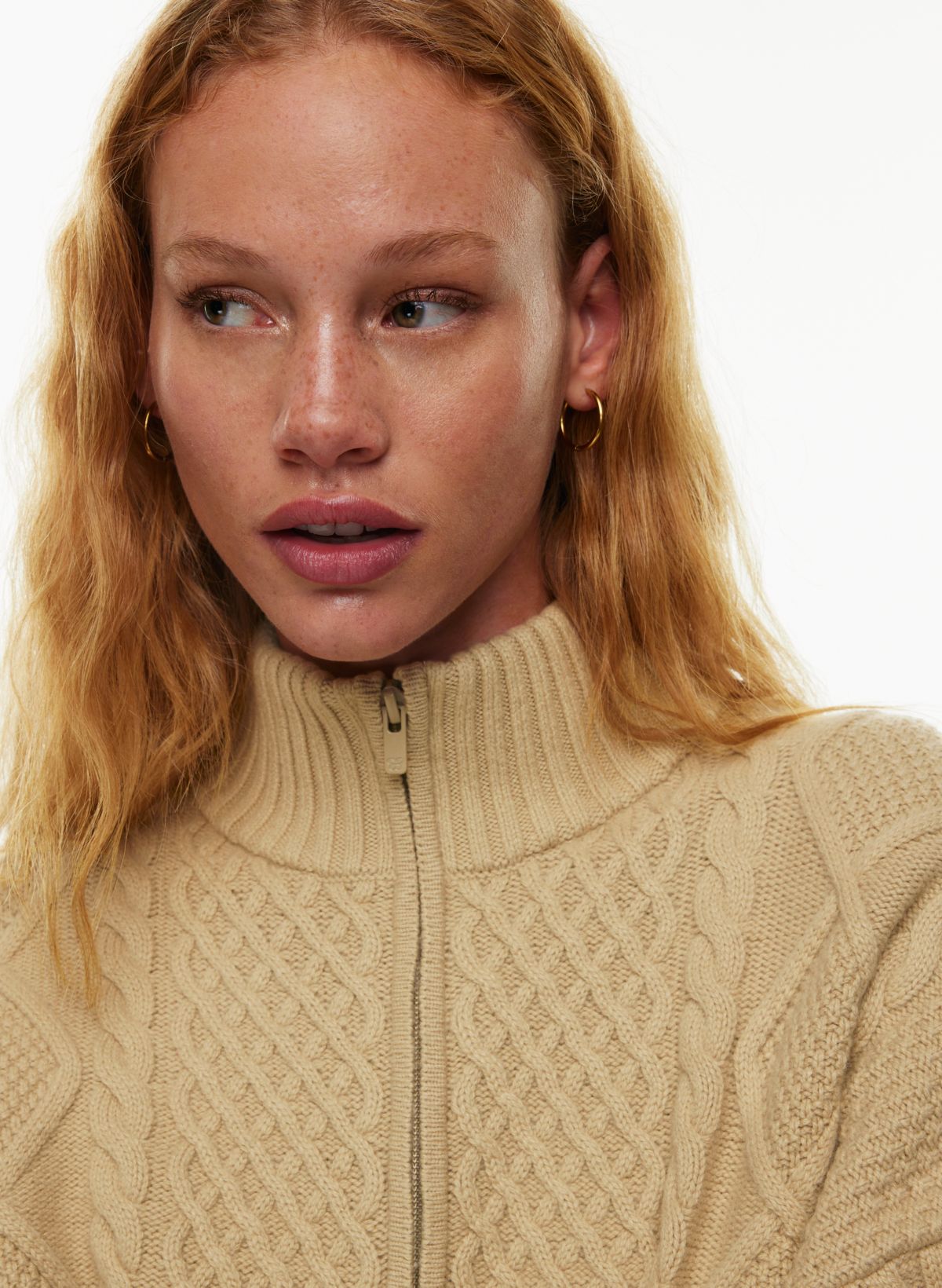 Loose Textured-Knit Turtleneck Sweater