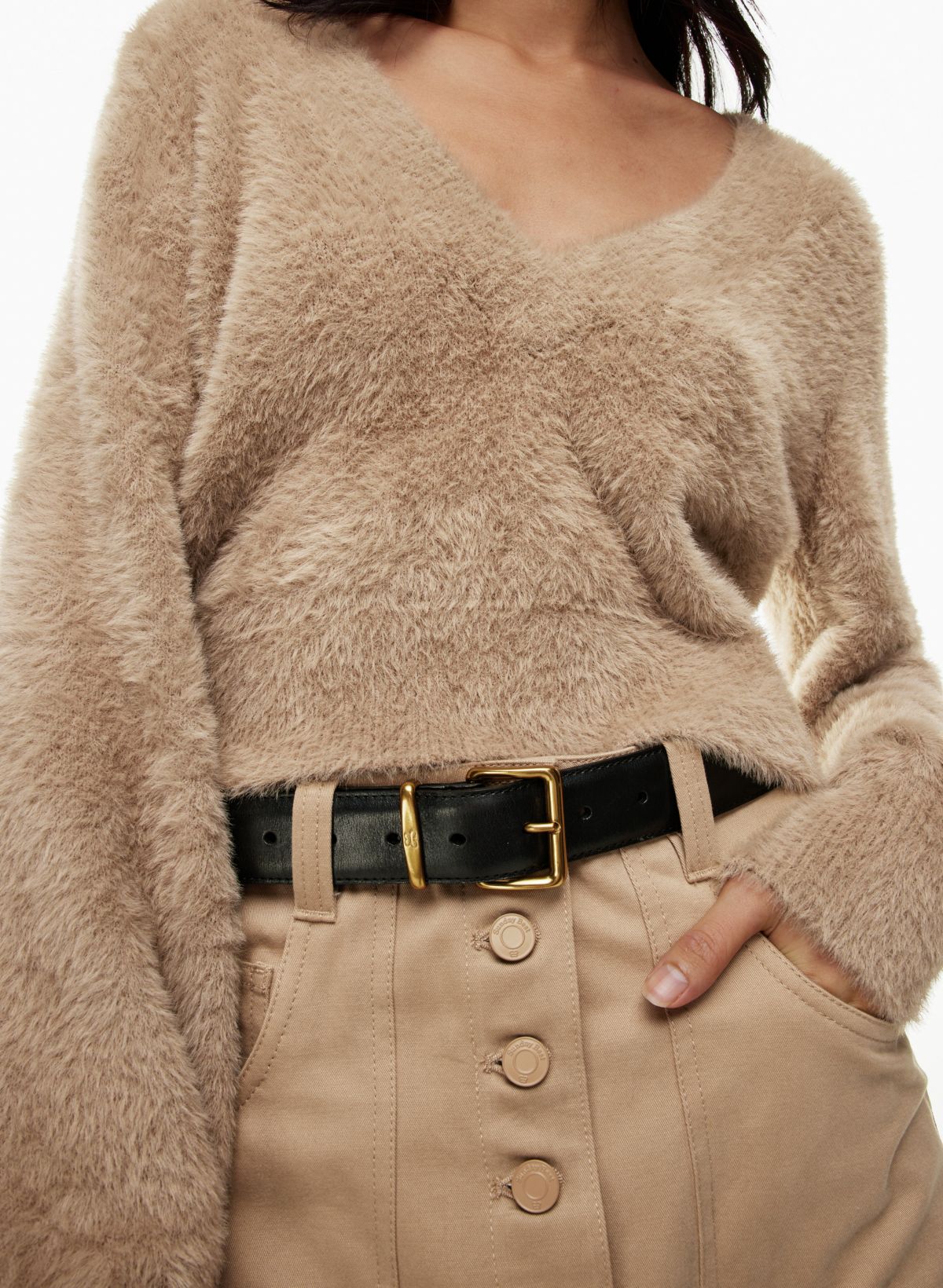 Aritzia hot sale fuzzy sweater