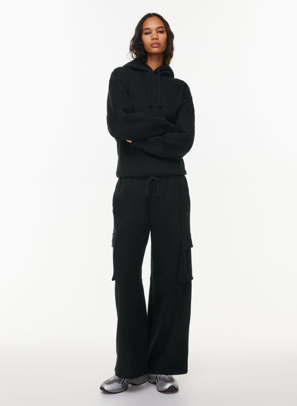 Tna Women's Cozy Fleece Mega Cargo Jogger Pant