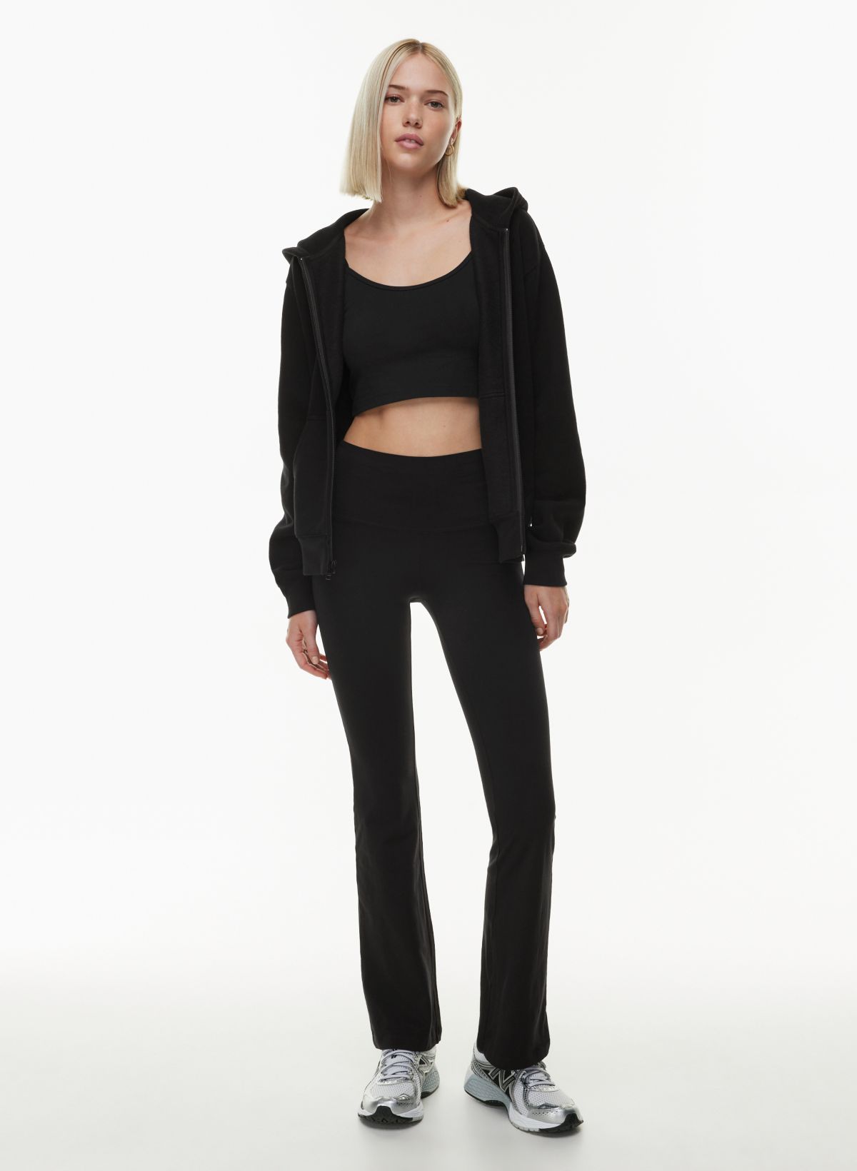 Tna CHILL ATMOSPHERE FLARE HI-RISE LEGGING | Aritzia US