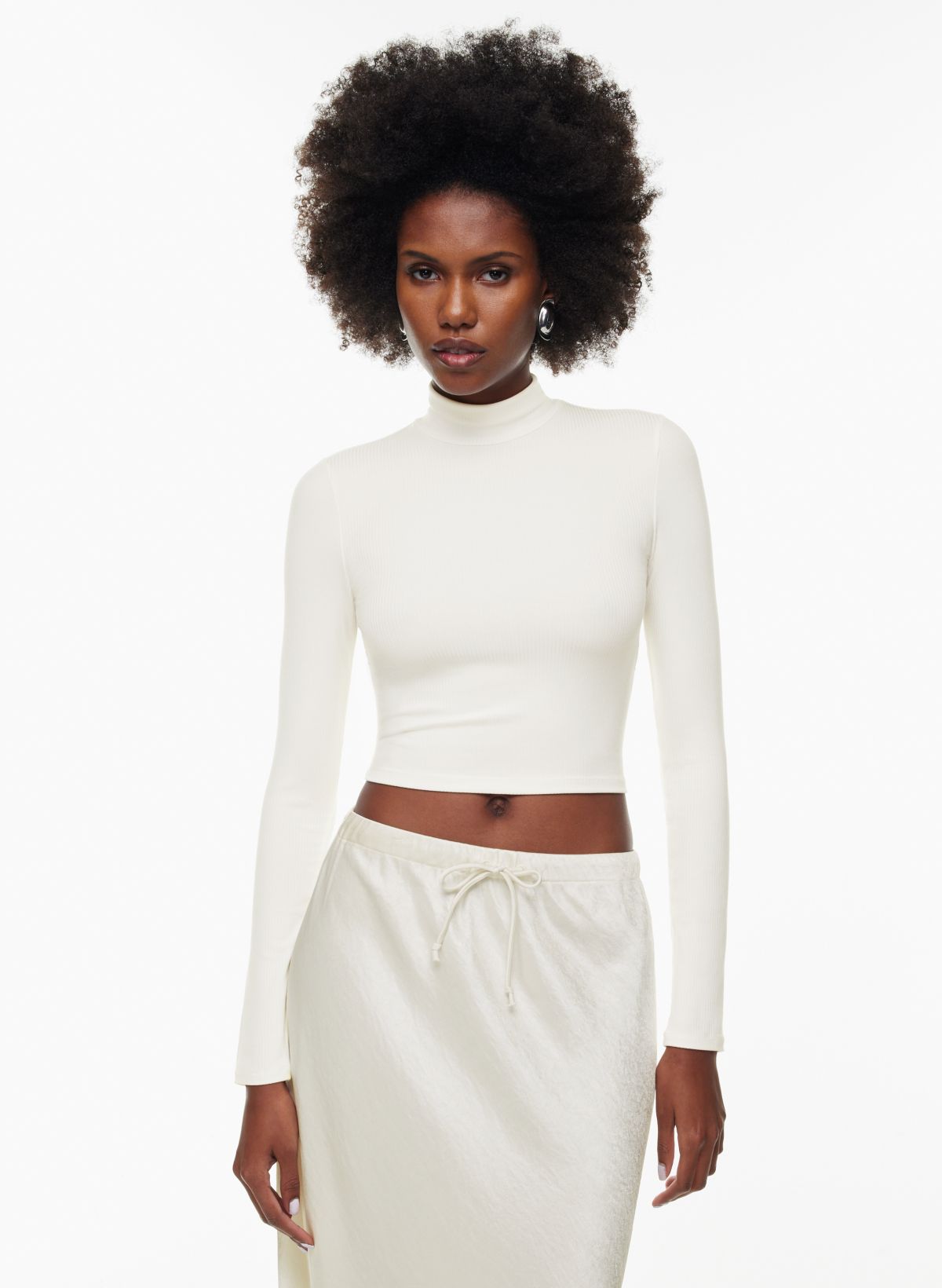 SHEIN BASICS Cotton V-Neck Fitted Crop Top