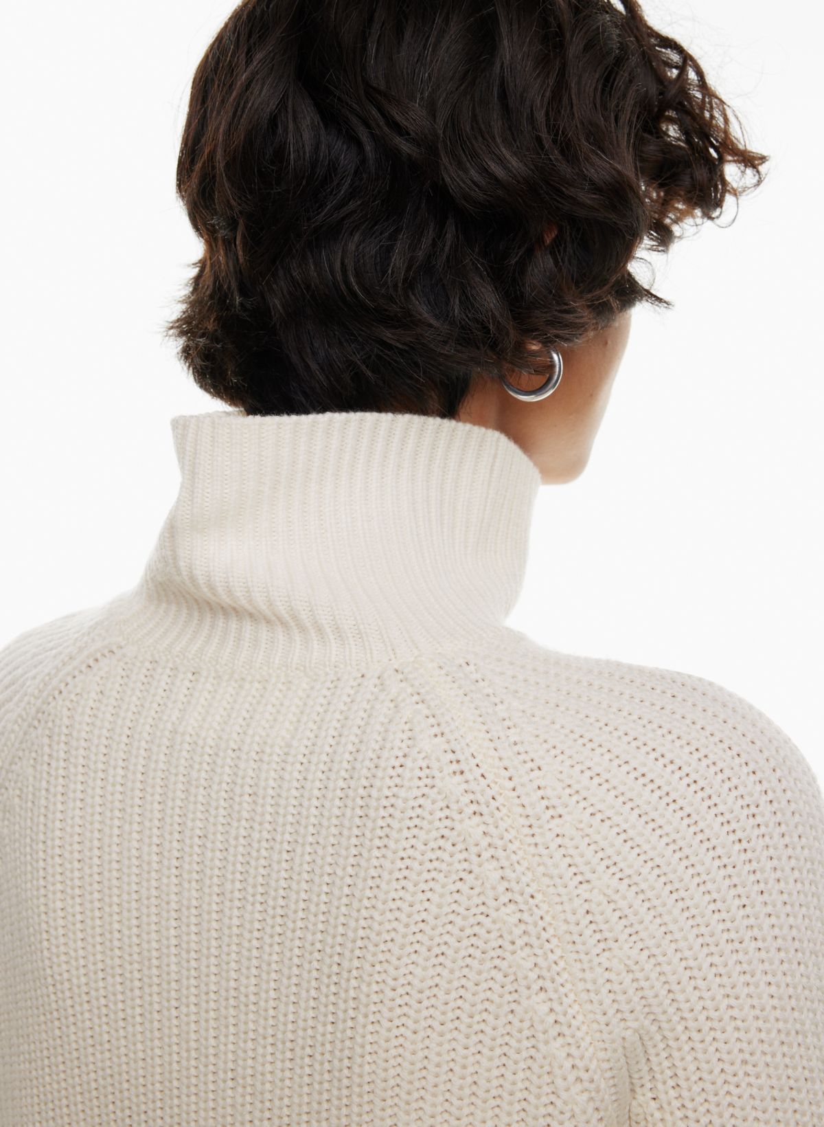 Aritzia turtleneck hot sale