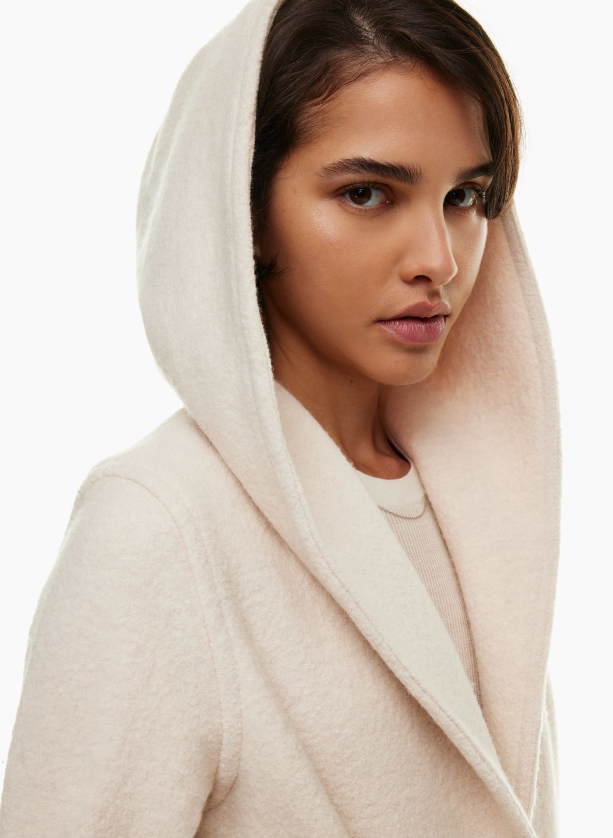 Aritzia robe shop