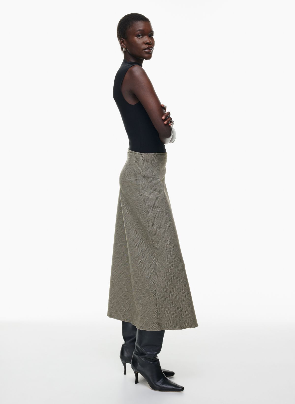 High waisted hotsell skirt aritzia