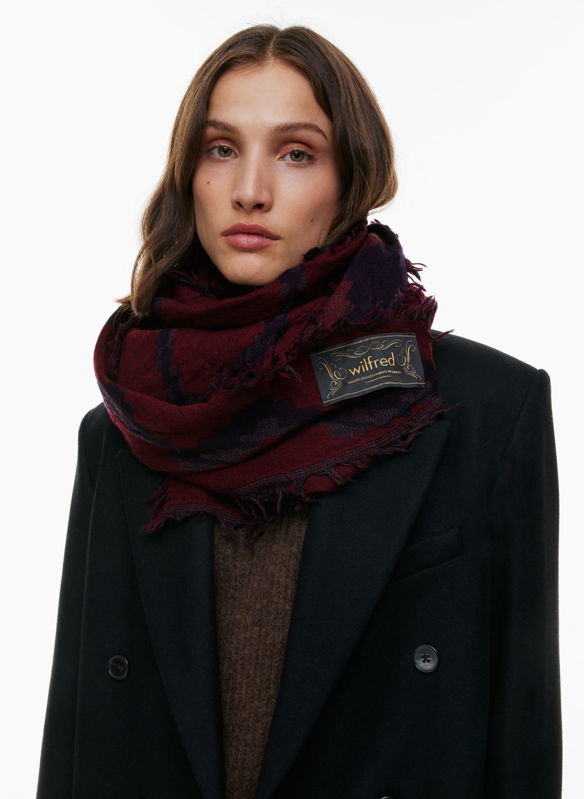 9 Ways to Wear a Blanket Scarf for Versatile, Cozy Style