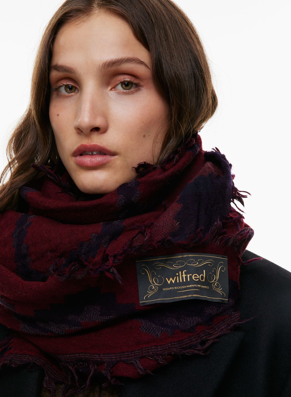 Soil Boiled Wool Scarf in Navy