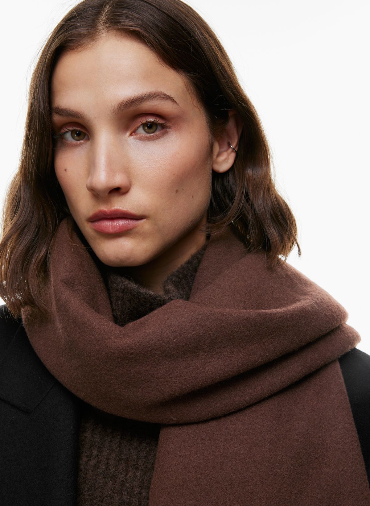 Wilfred The Classic Scarf in Ric Heather Mocha Brown