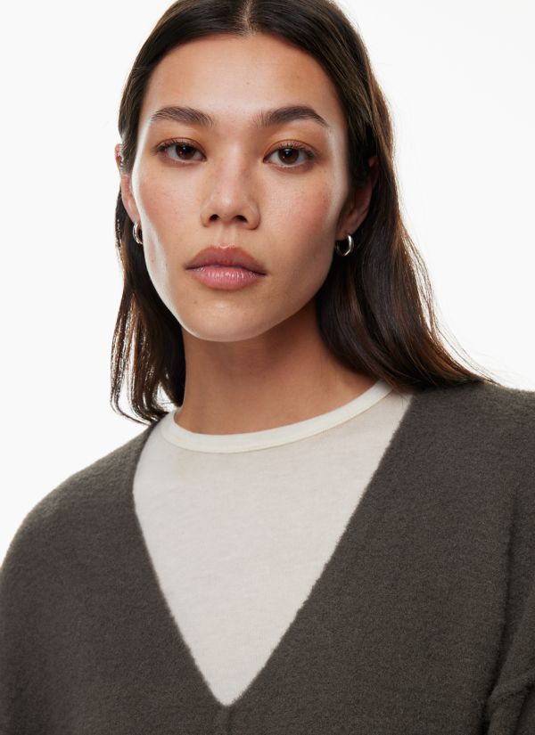 V tements et accessoires en solde pour femmes Aritzia CA