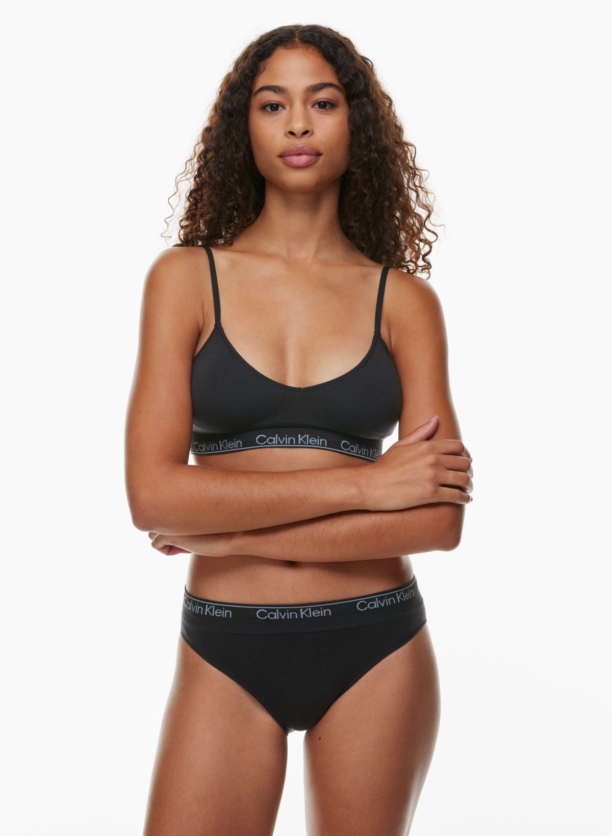 Calvin Klein Underwear Women's Modern Cotton Valentine's Day Light Lined  Triangle Bra, Folded Hearts Black, X-Small : : Clothing, Shoes &  Accessories