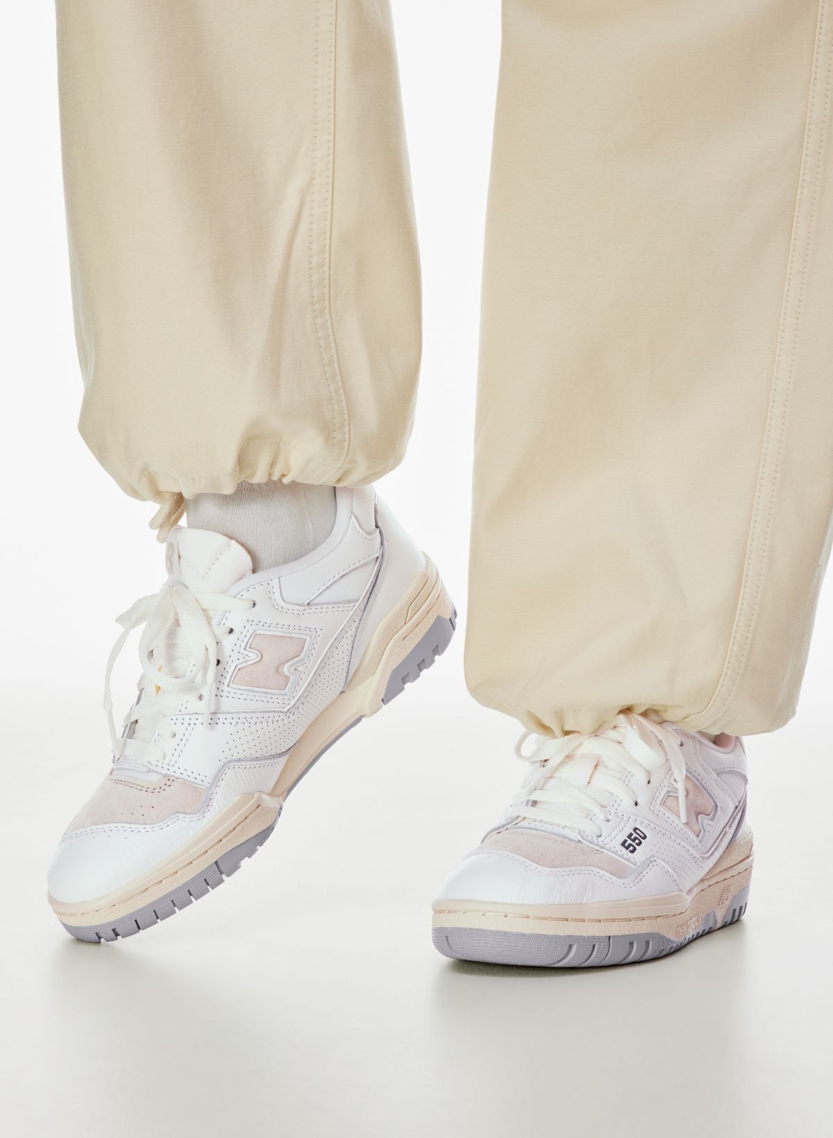 New Balance 550 Aritzia CA