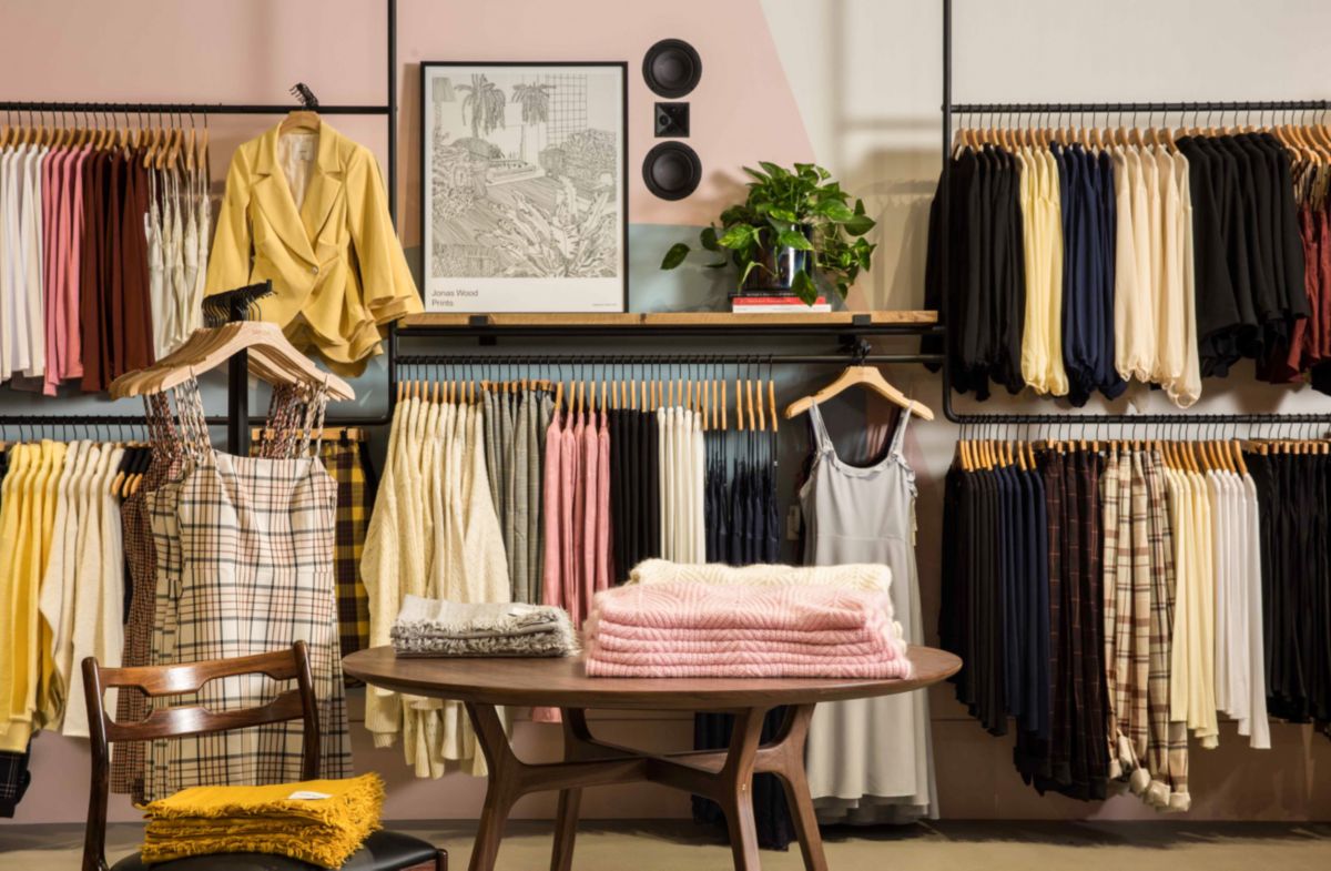 Clothing Malls Open Near Me Outlet Seller