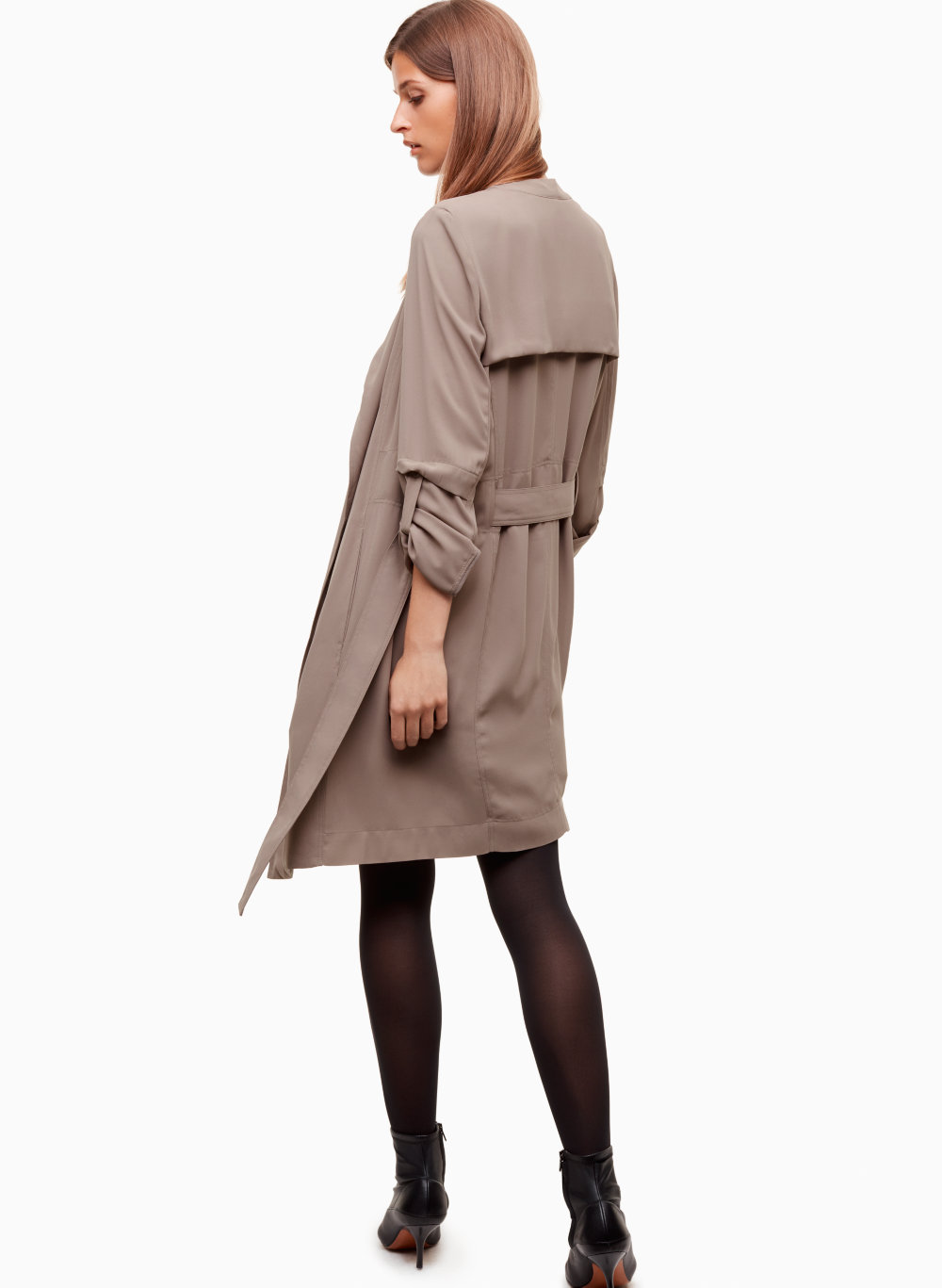aritzia flowy trench